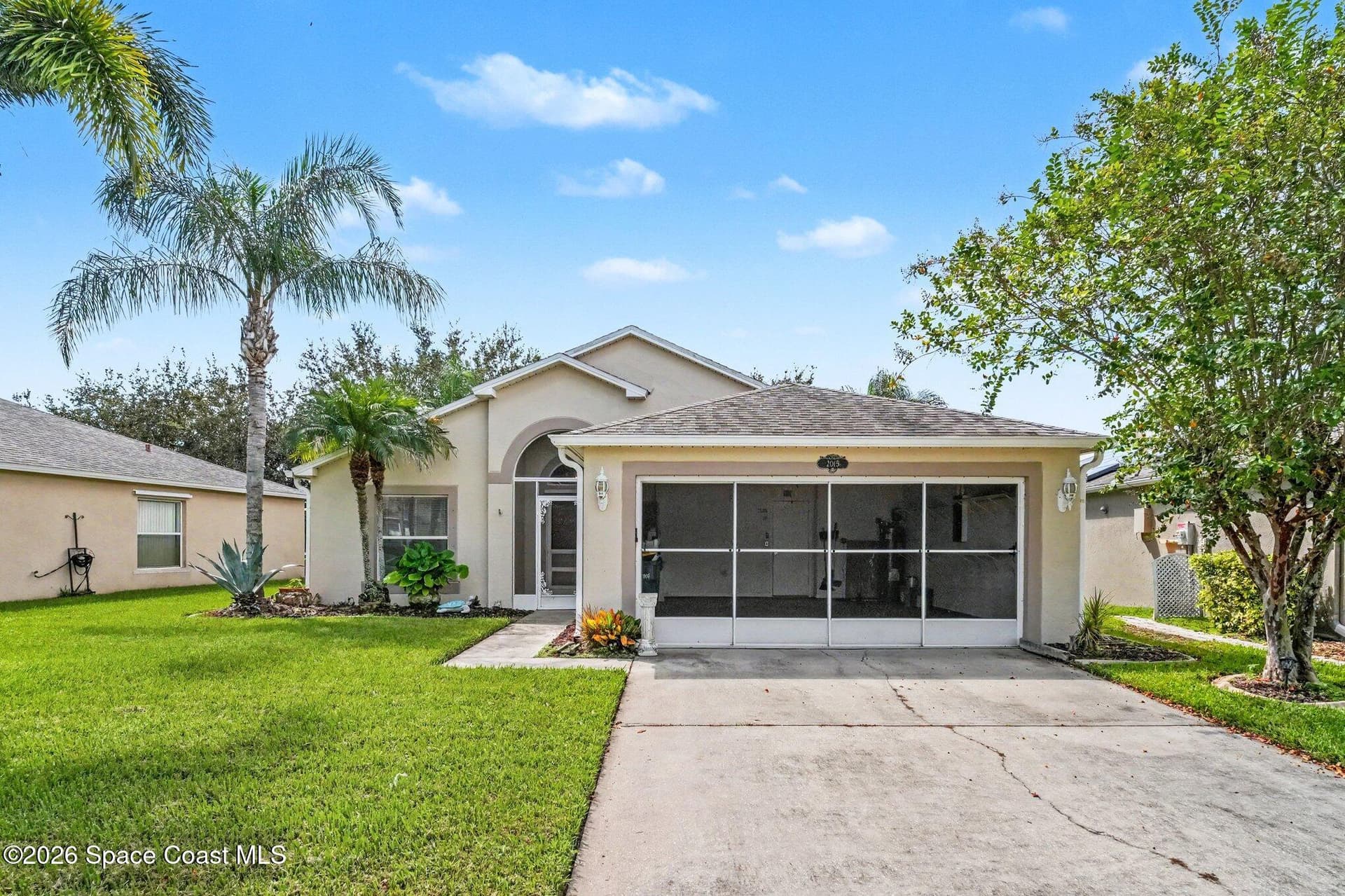 2015 Bayhill Drive photo 2