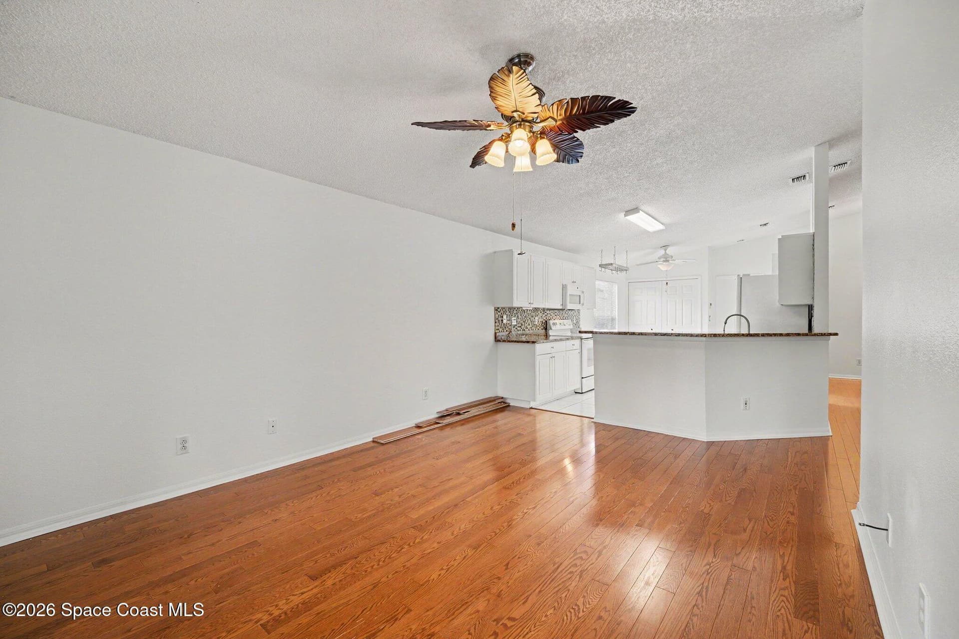 2015 Bayhill Drive photo 10