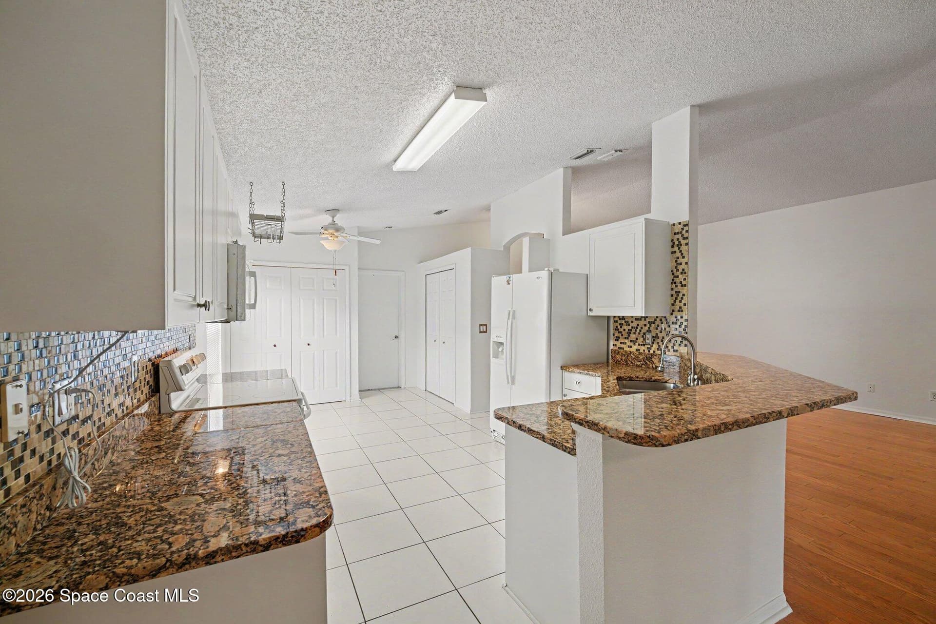 2015 Bayhill Drive photo 11