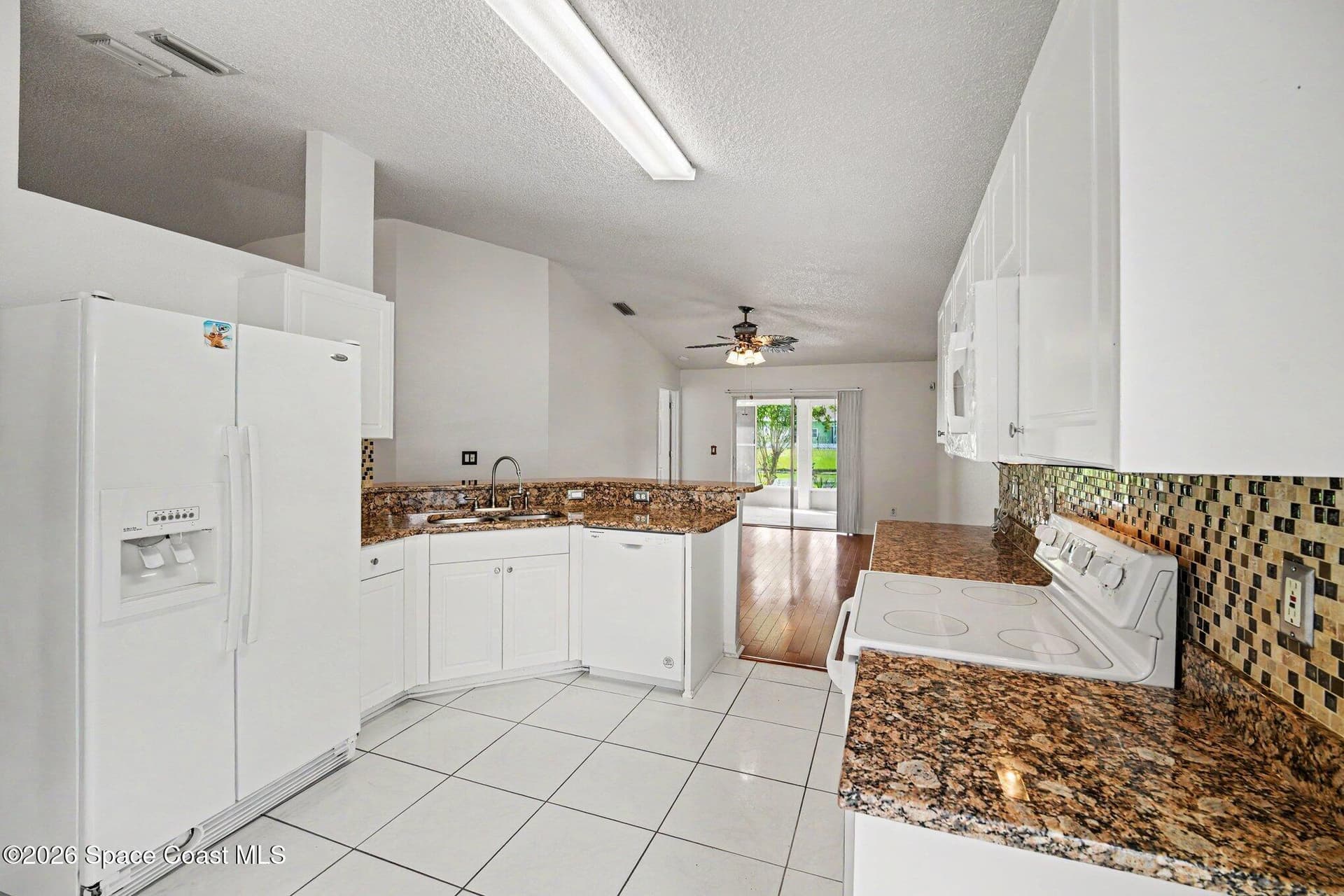 2015 Bayhill Drive photo 3