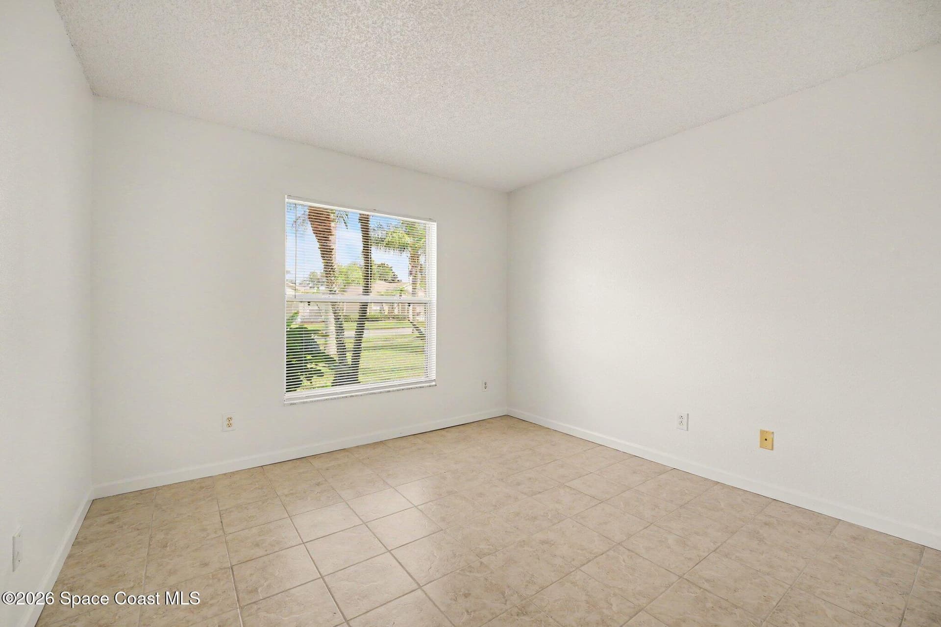 2015 Bayhill Drive photo 17