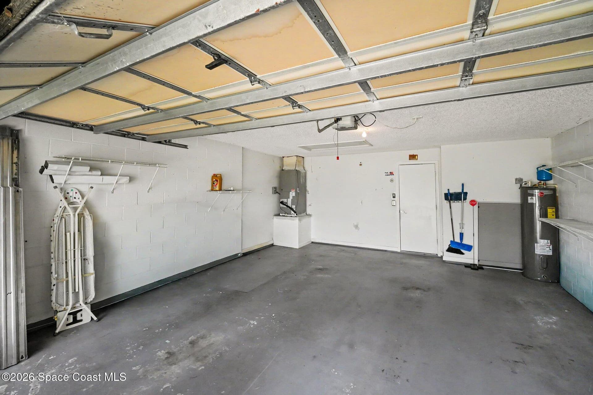 2015 Bayhill Drive photo 21