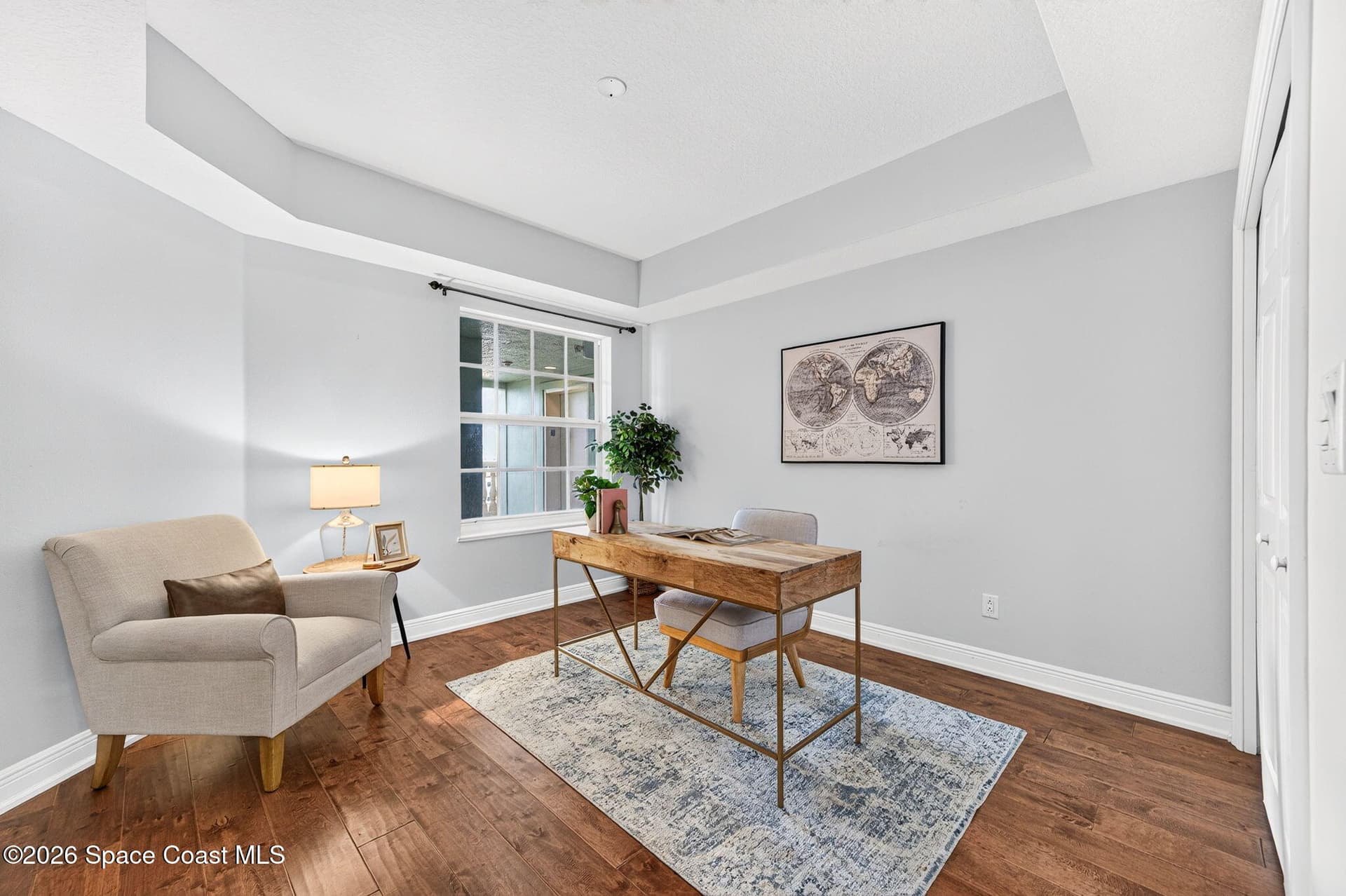 1211 E New Haven Avenue 703 photo 9