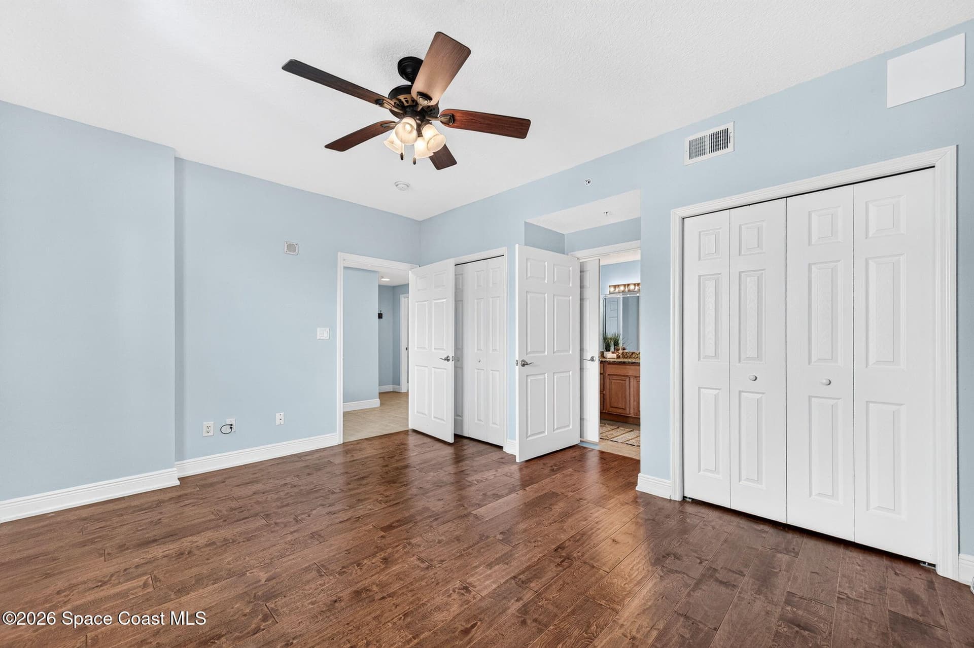 1211 E New Haven Avenue 703 photo 12
