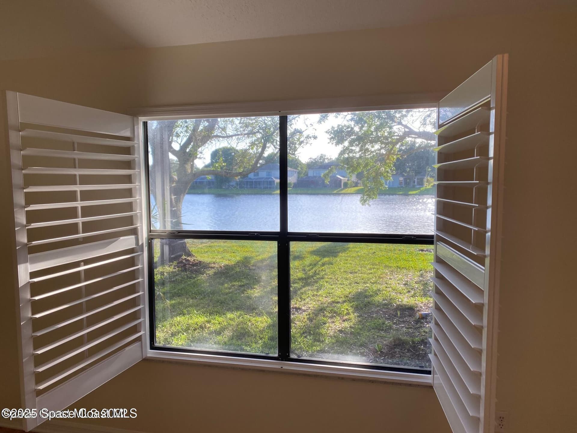 6946 Hammock Lakes Drive photo 8