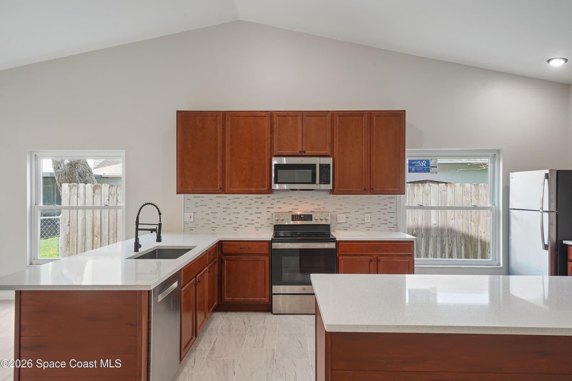 1563 Dandelion Drive photo 12