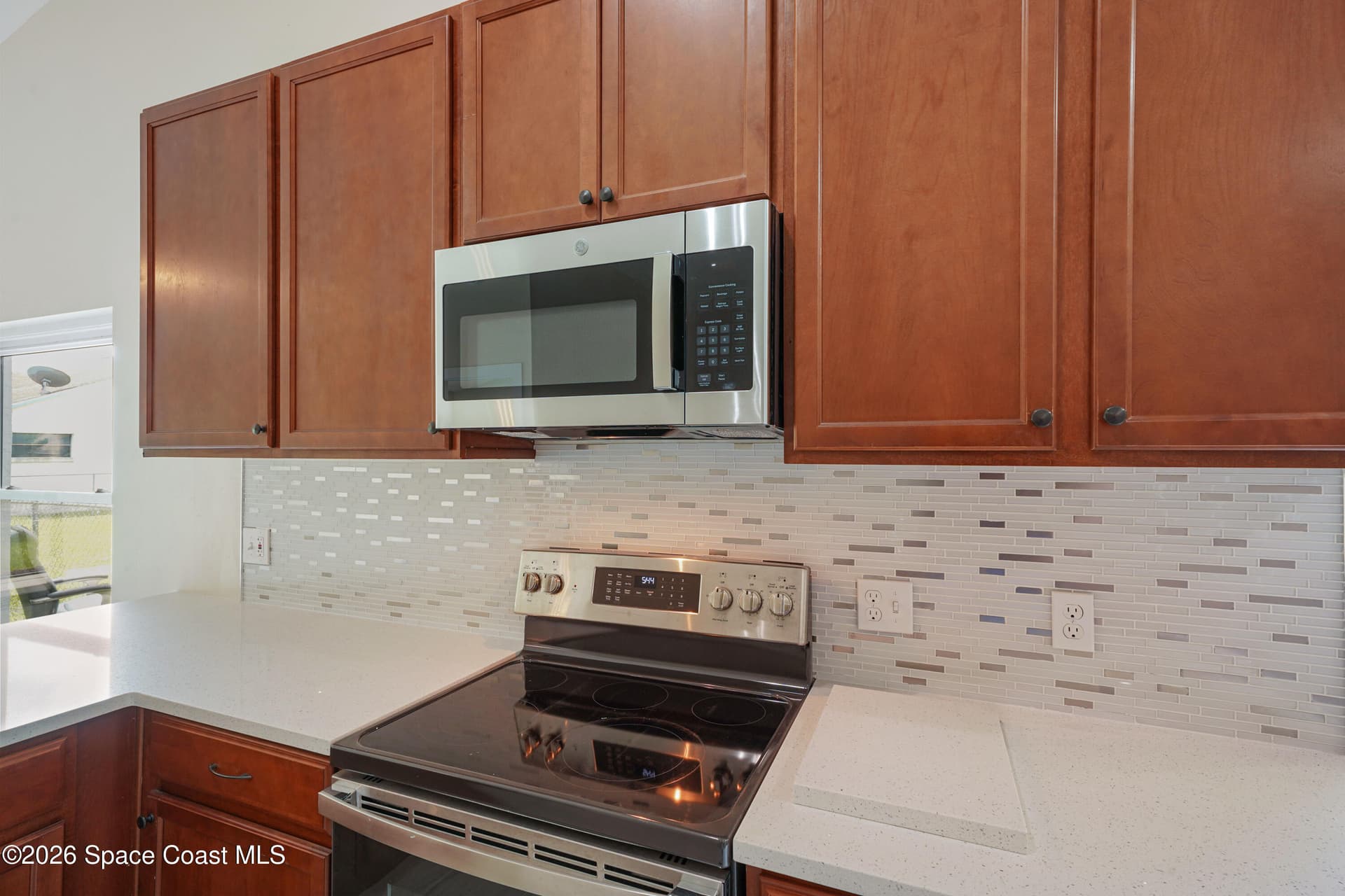 1563 Dandelion Drive photo 17