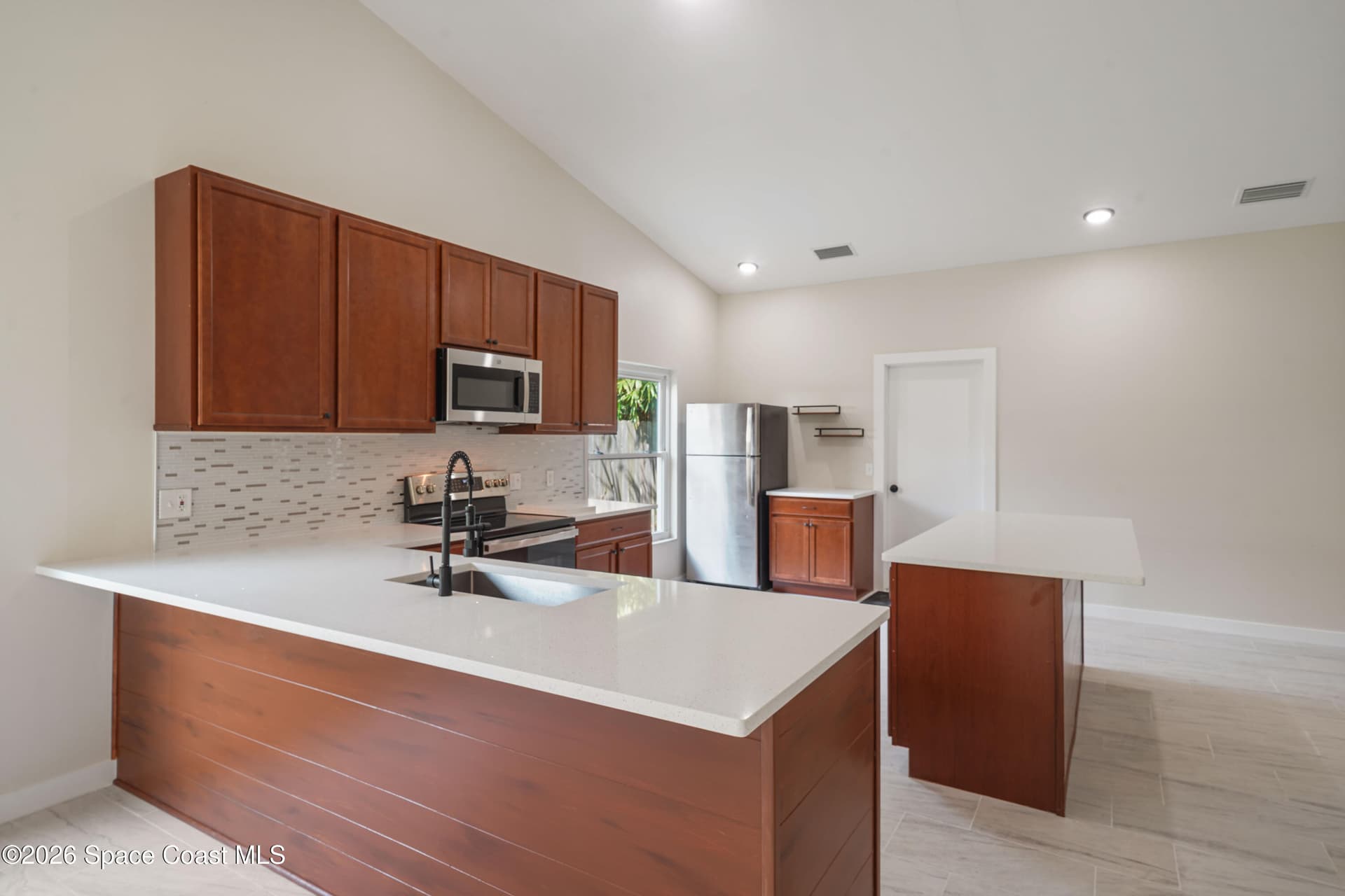1563 Dandelion Drive photo 16