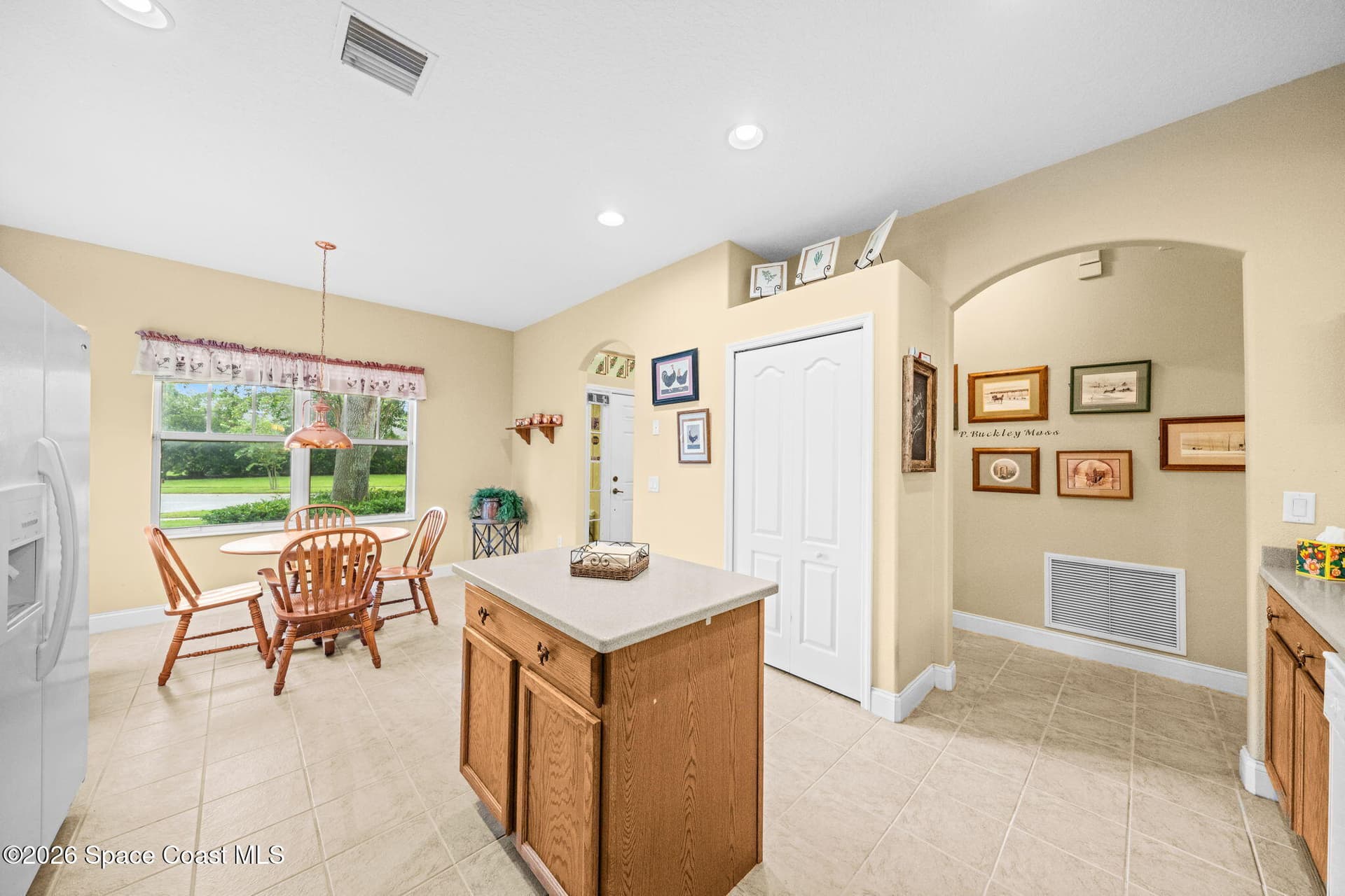 511 Waterside Circle photo 11
