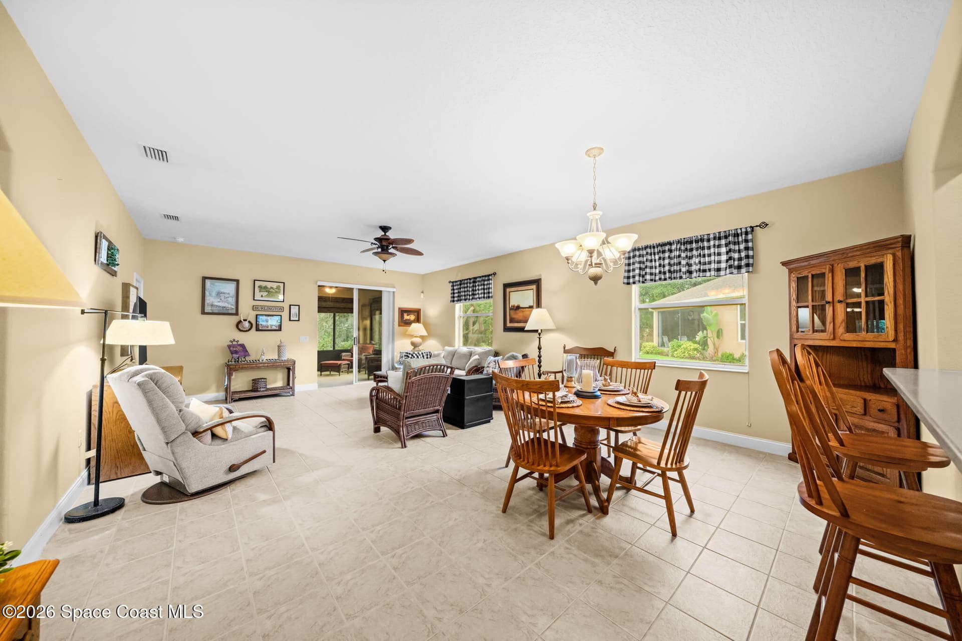 511 Waterside Circle photo 14