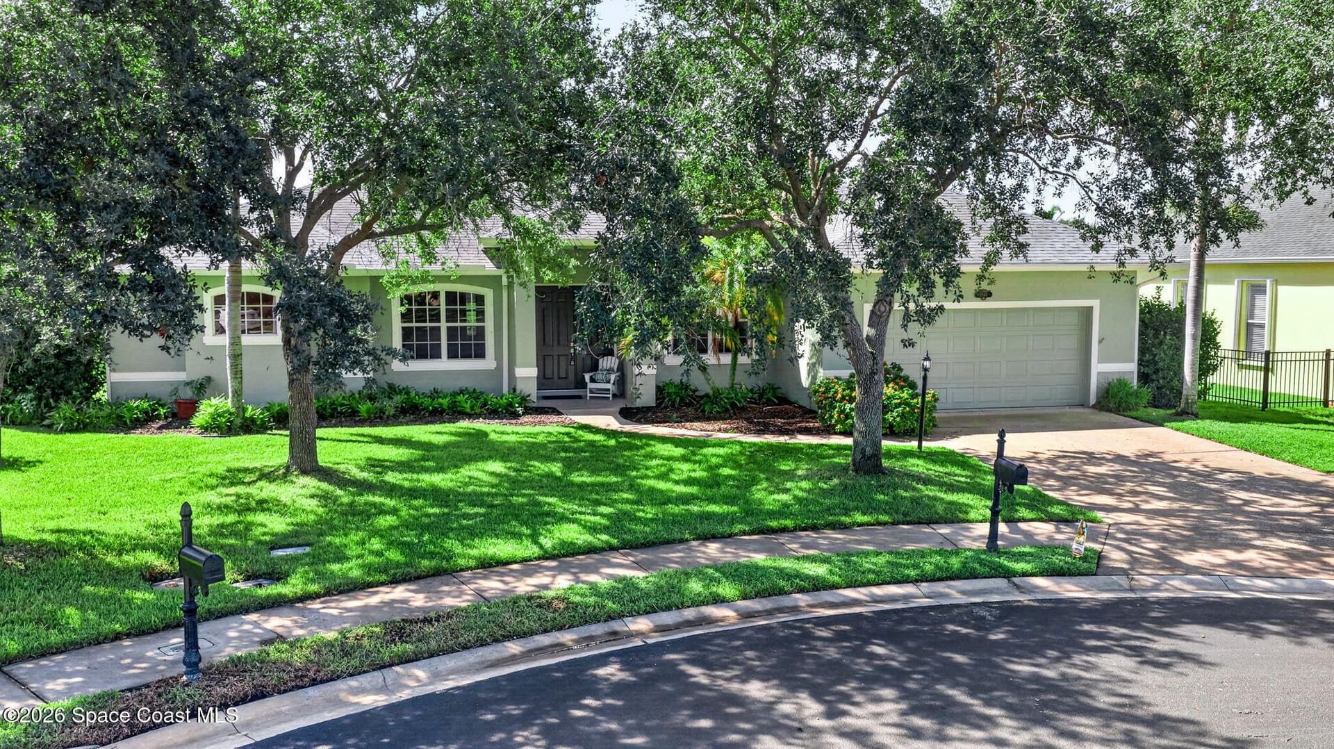 2565 Summerwind Circle photo 4