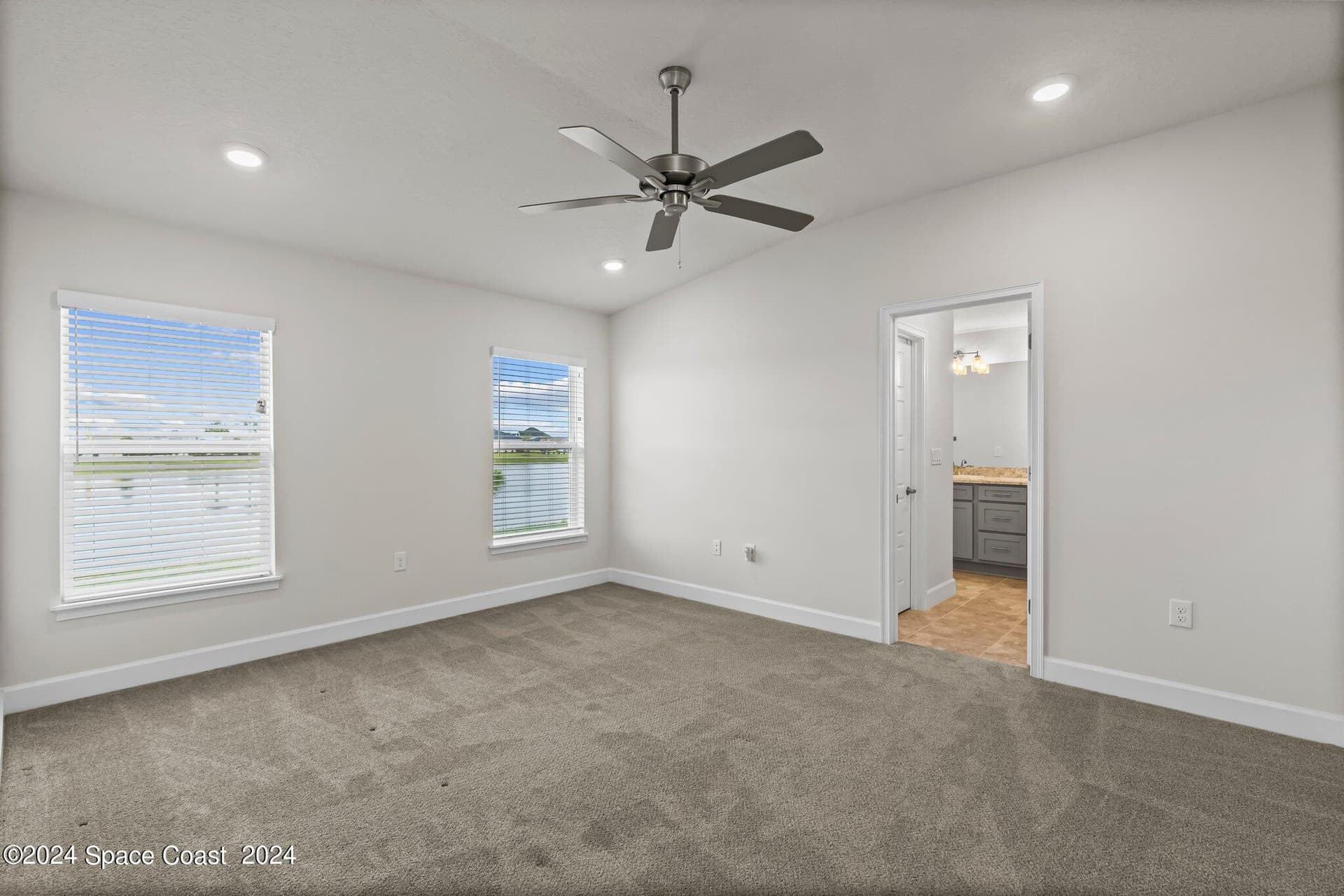 1276 Canfield Circle SE photo 12