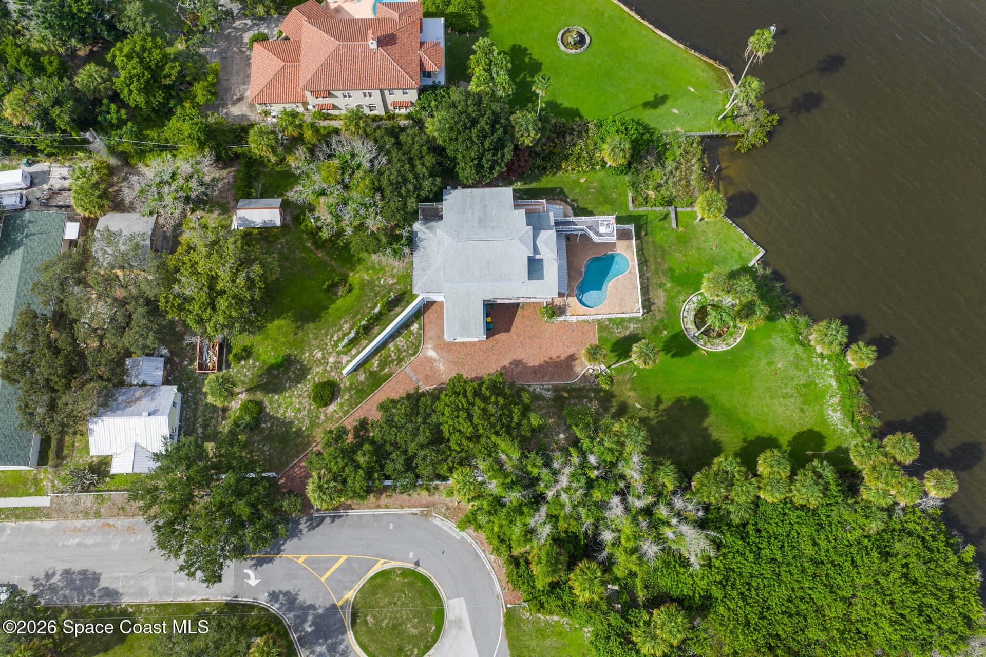 1310 Prospect Avenue photo 10