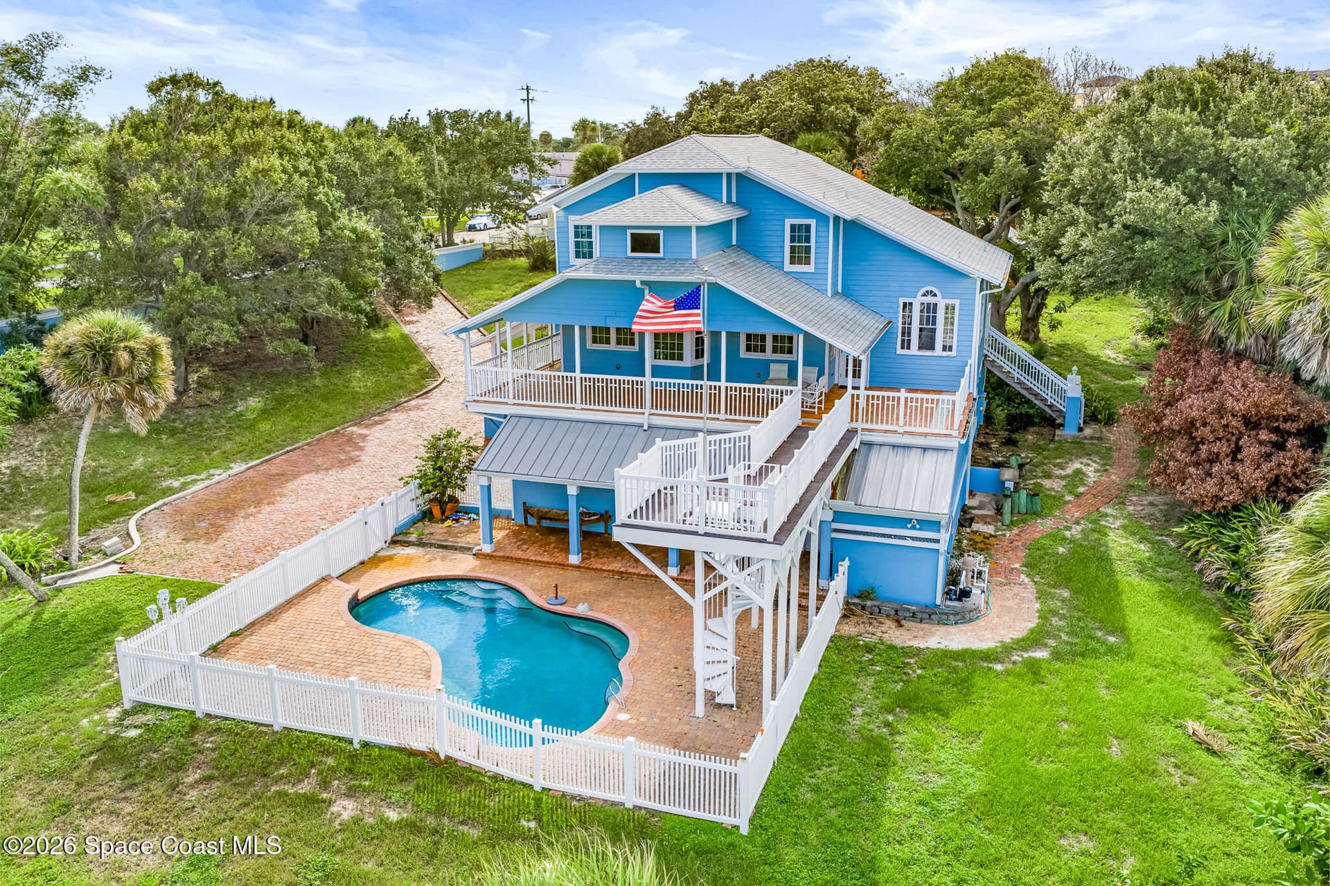 1310 Prospect Avenue photo 19