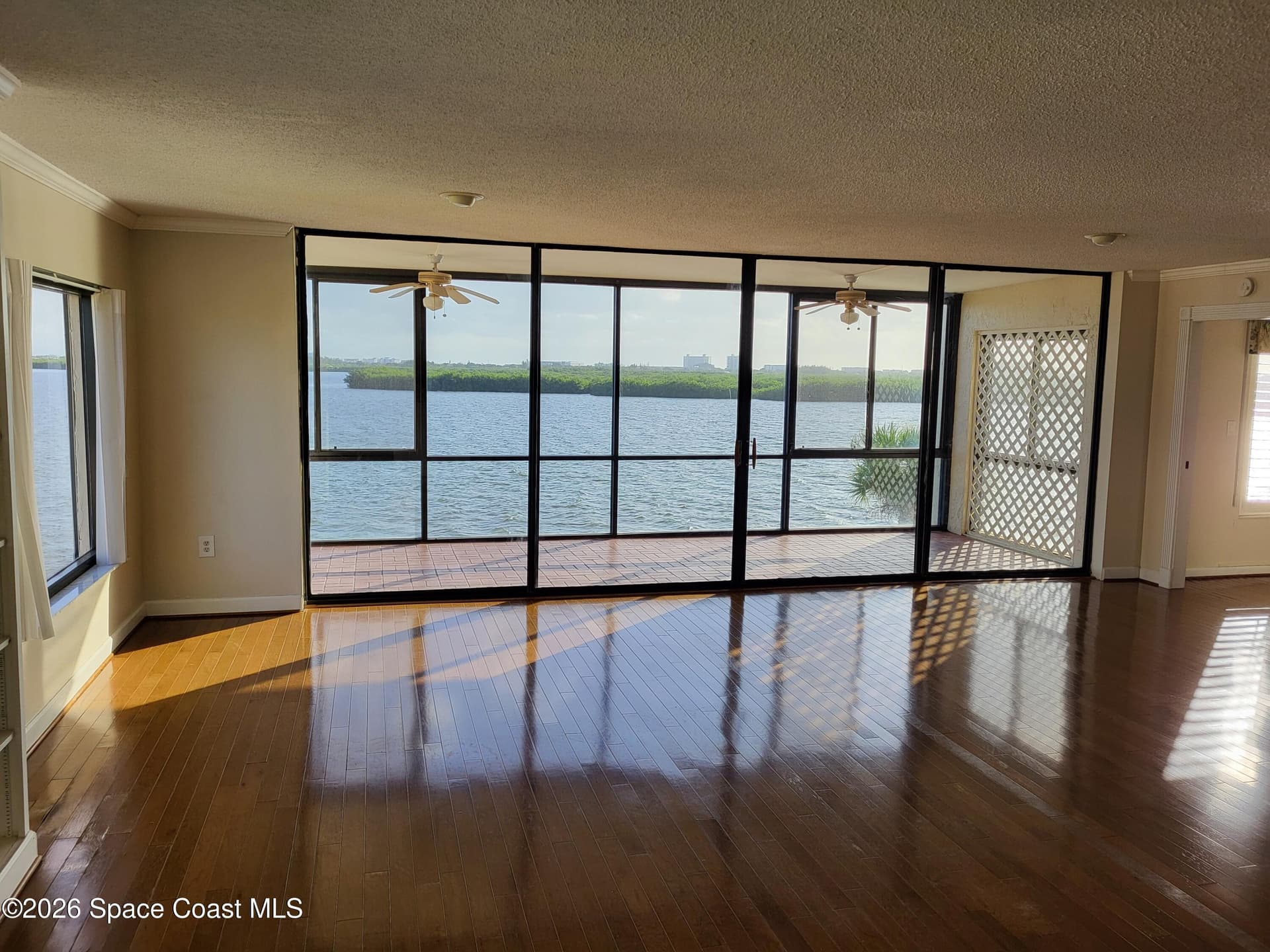 1825 Minutemen Causeway 306 photo 11