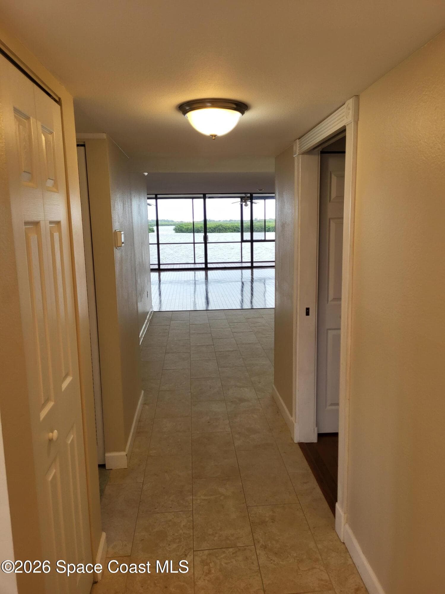 1825 Minutemen Causeway #306 5