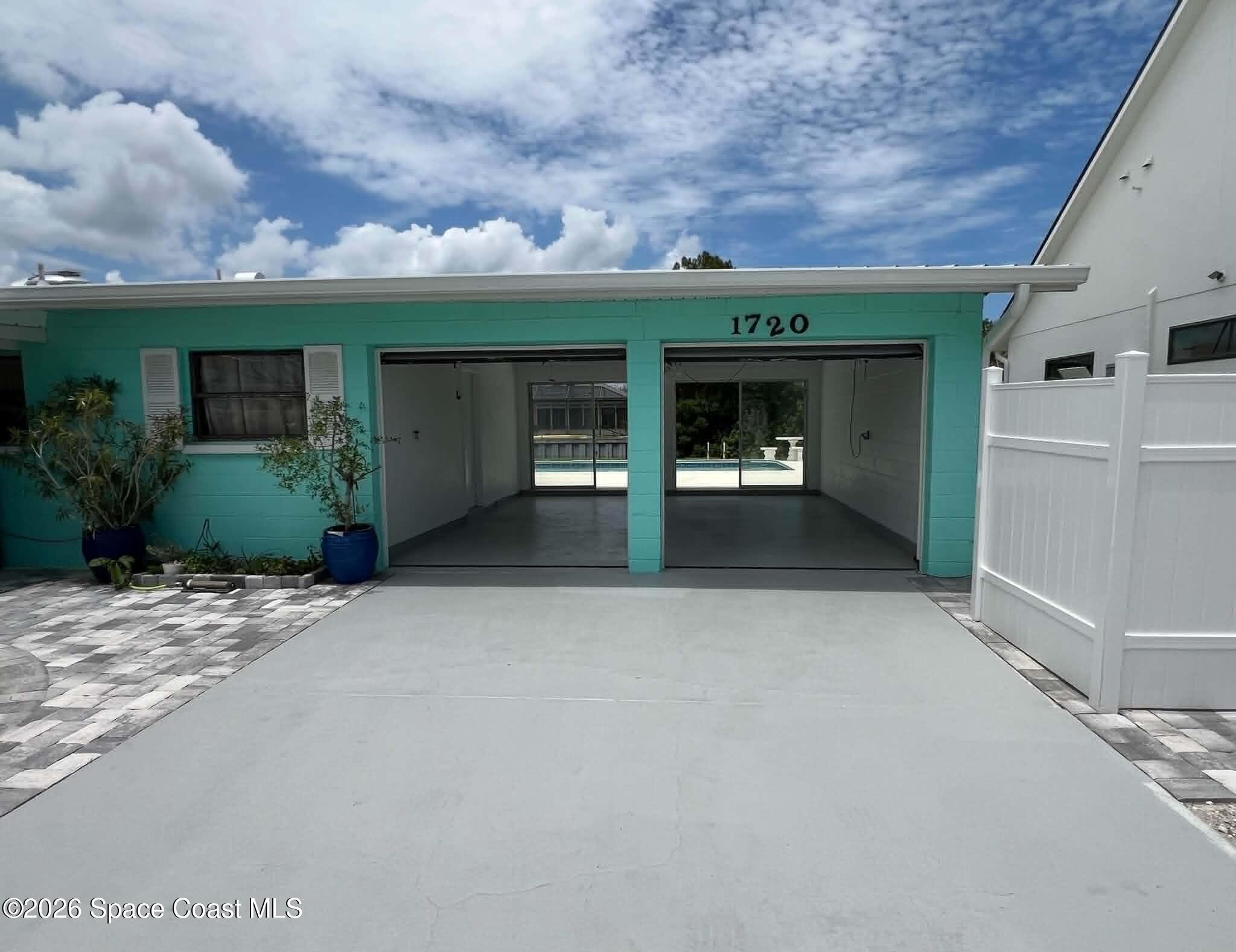 1720 Richardson Road photo 5