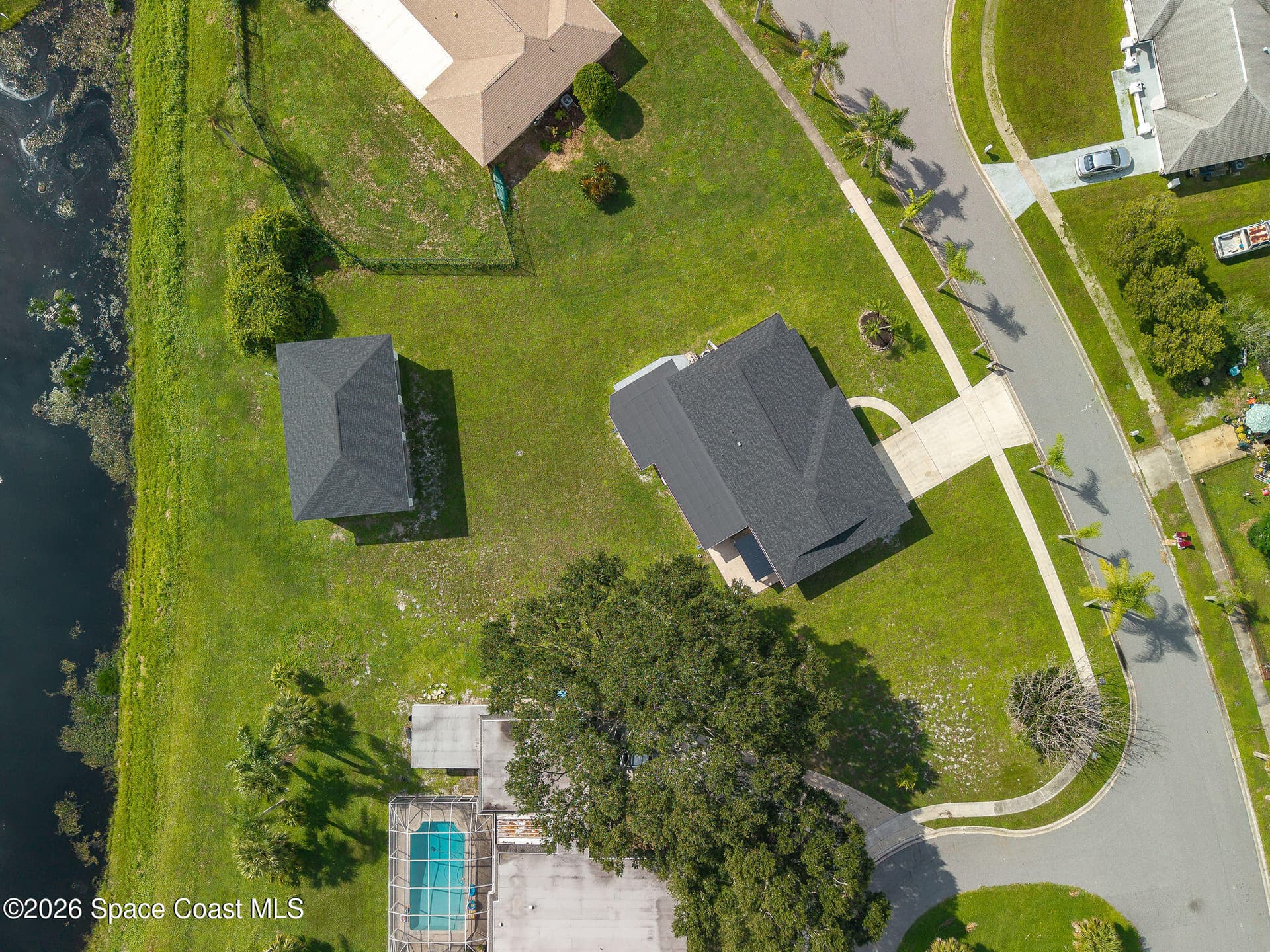 722 Apollo Circle NE photo 9
