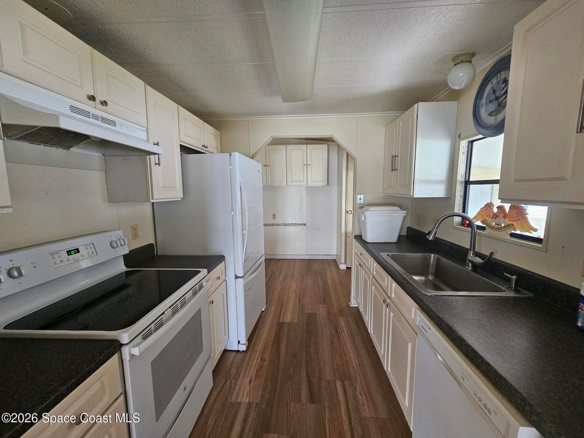 1302 Waterway Drive photo 8