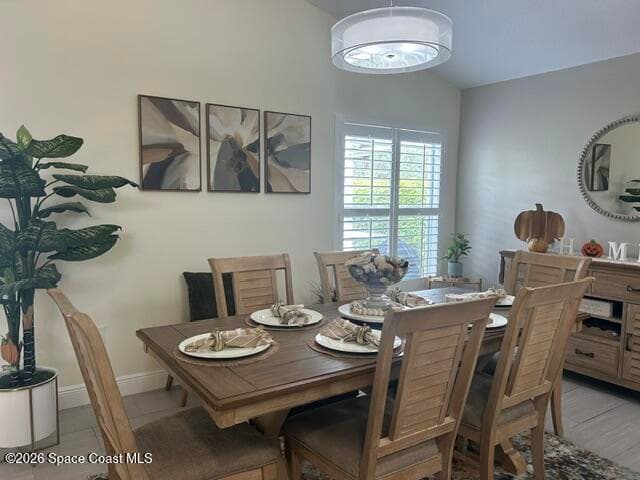 2572 Addington Circle photo 8