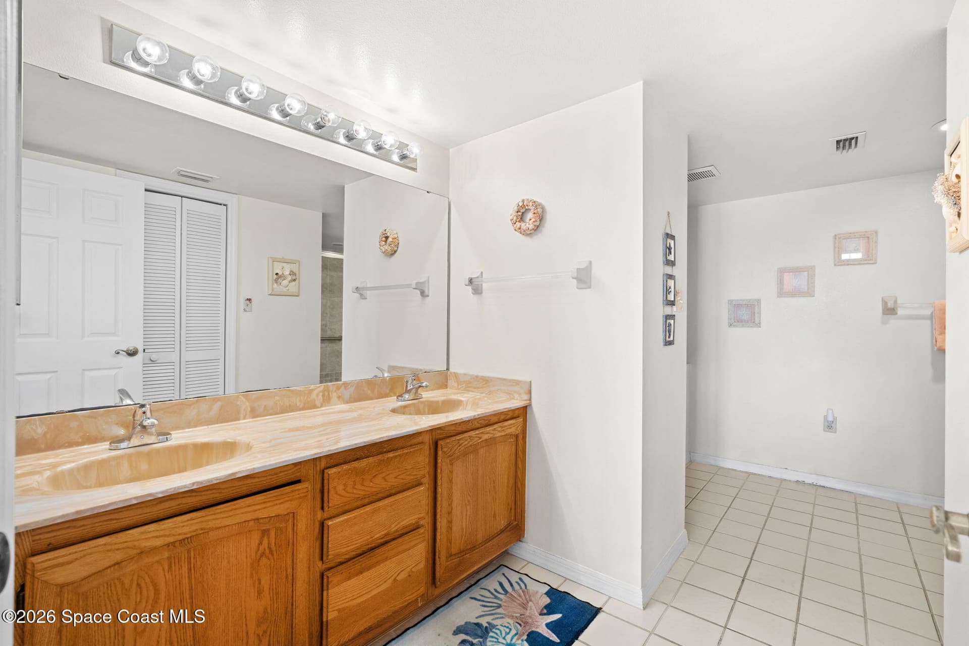 580 S Brevard Avenue 822 photo 21
