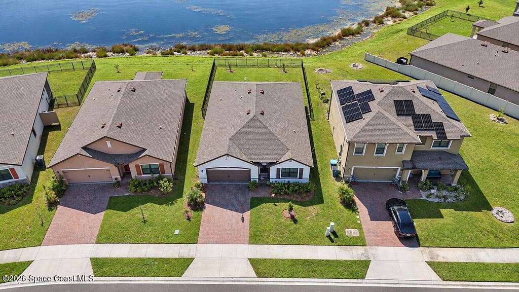 846 Remington Green Drive SE photo 2