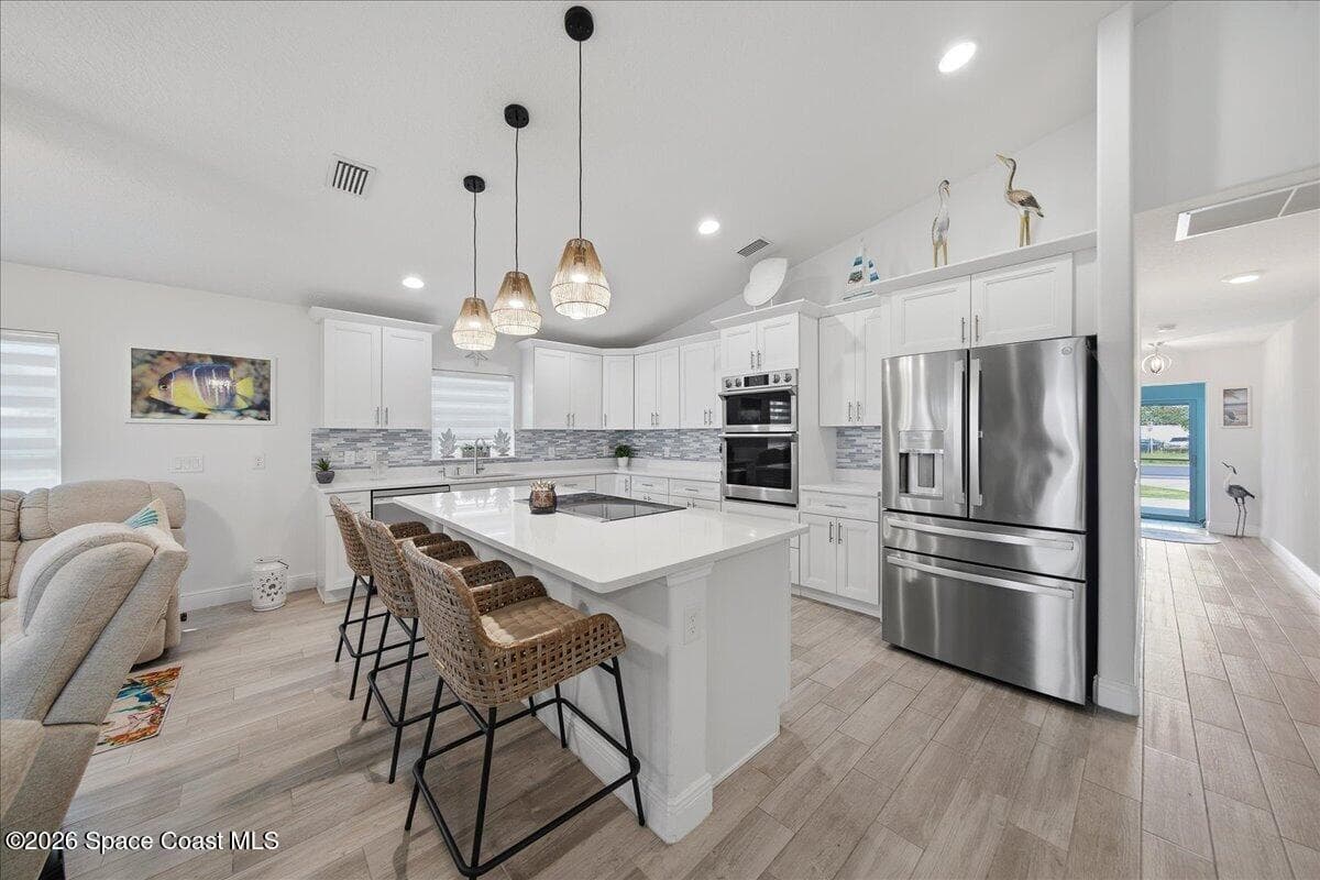 6025 S Highway 1 photo 11