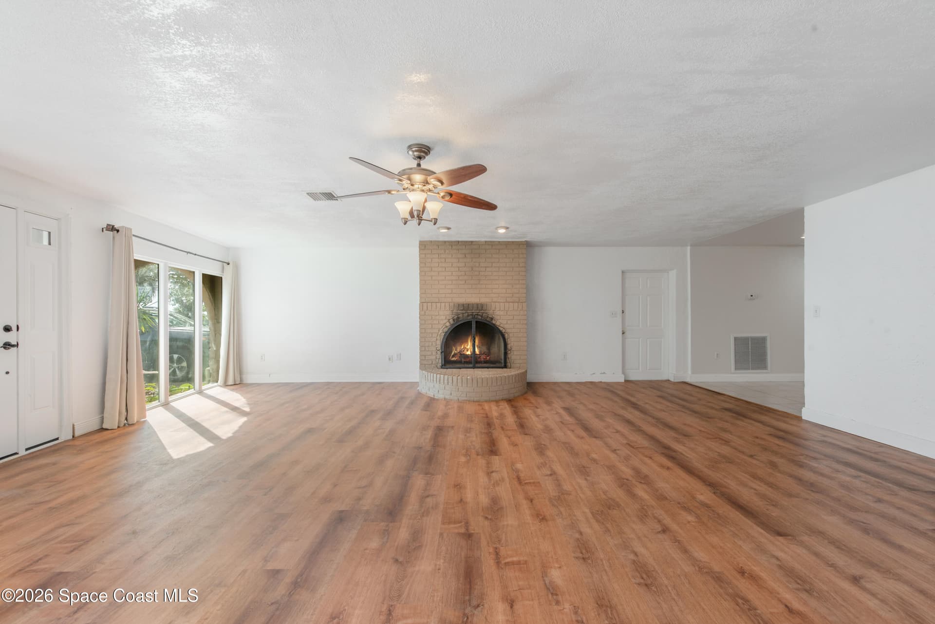 555 Rockledge Drive photo 9