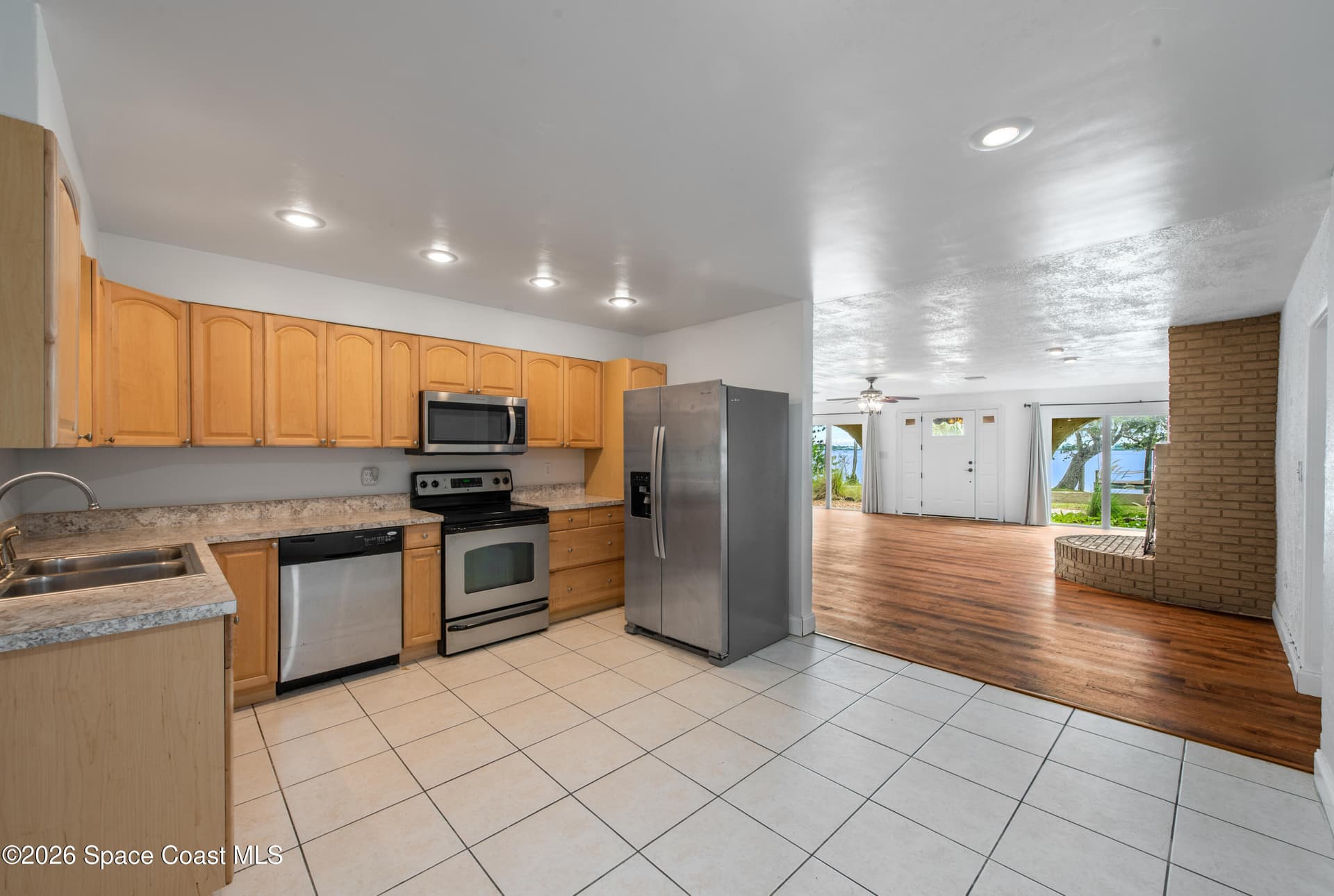 555 Rockledge Drive photo 12