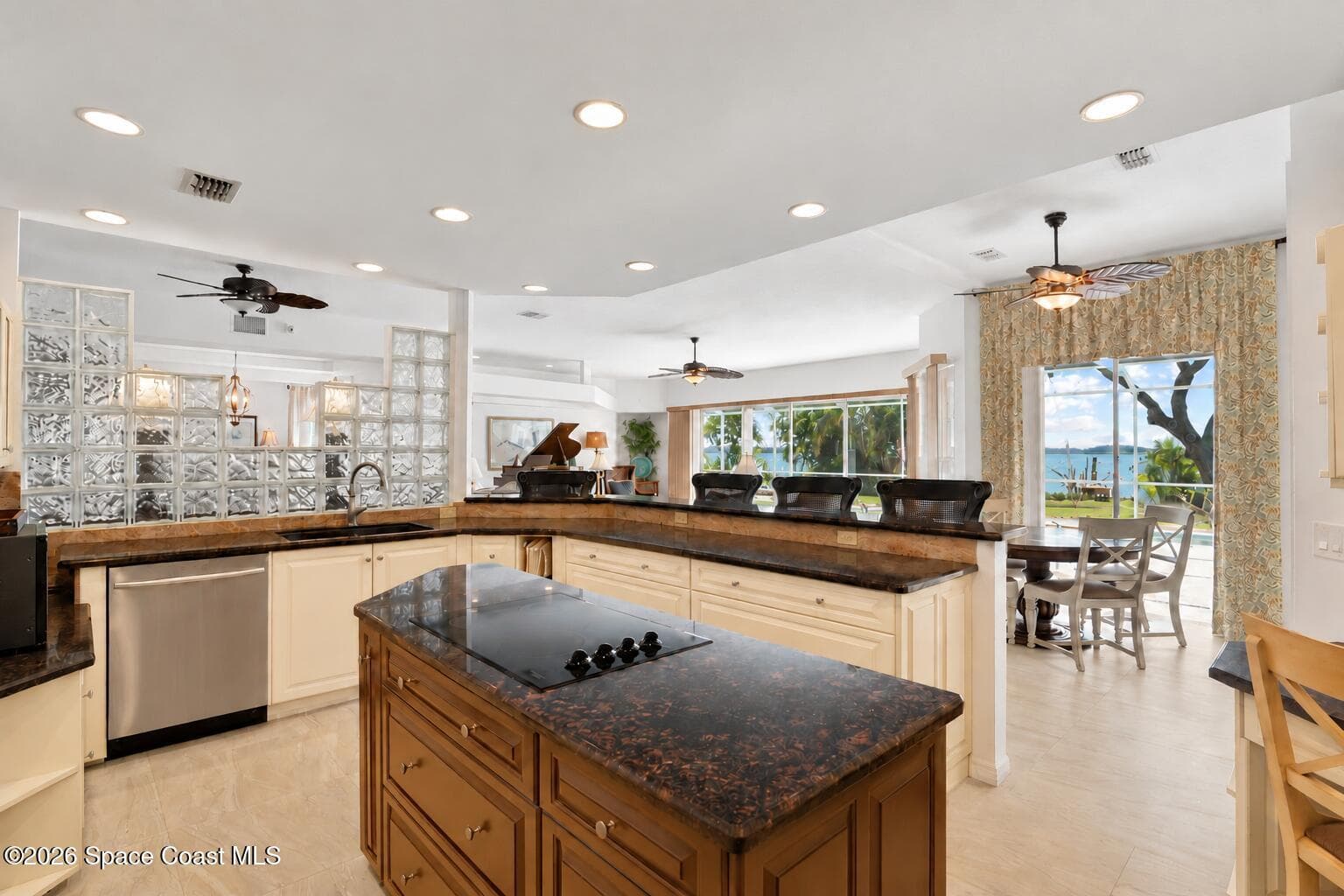 1495 Newfound Harbor Drive photo 11