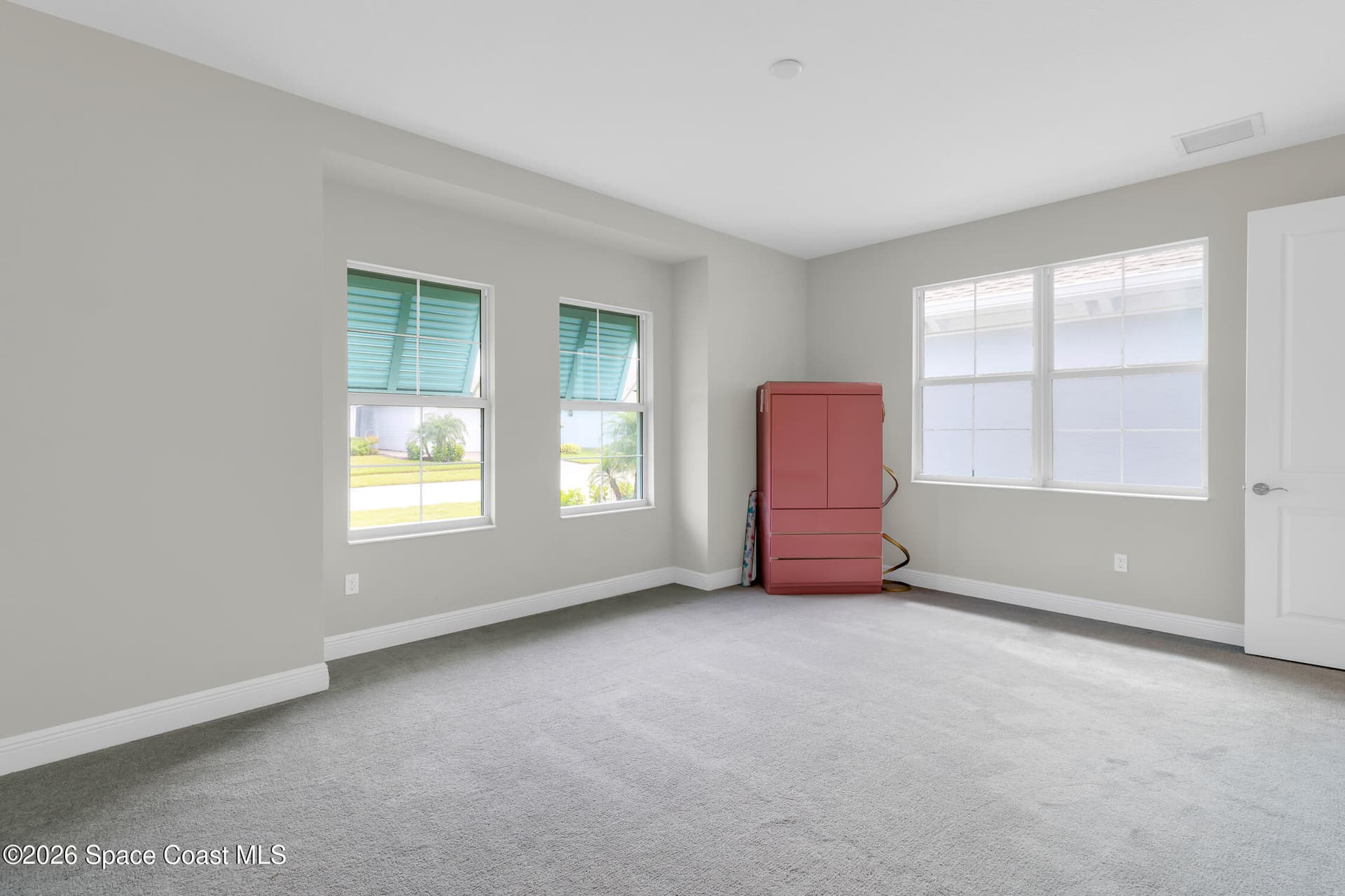 6405 High Pointe Way photo 21