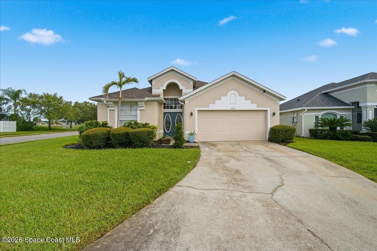4992 Worthington Circle photo 1