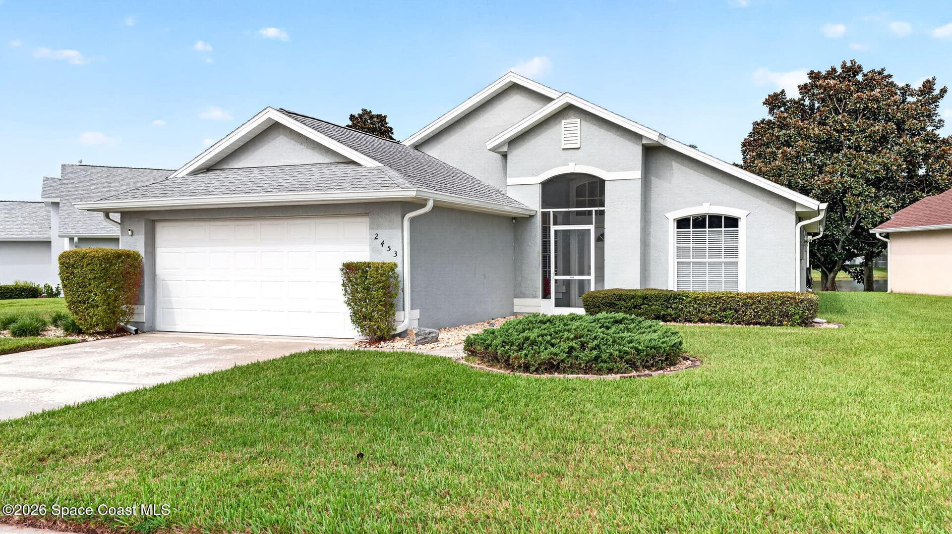 2453 Addington Circle photo 2