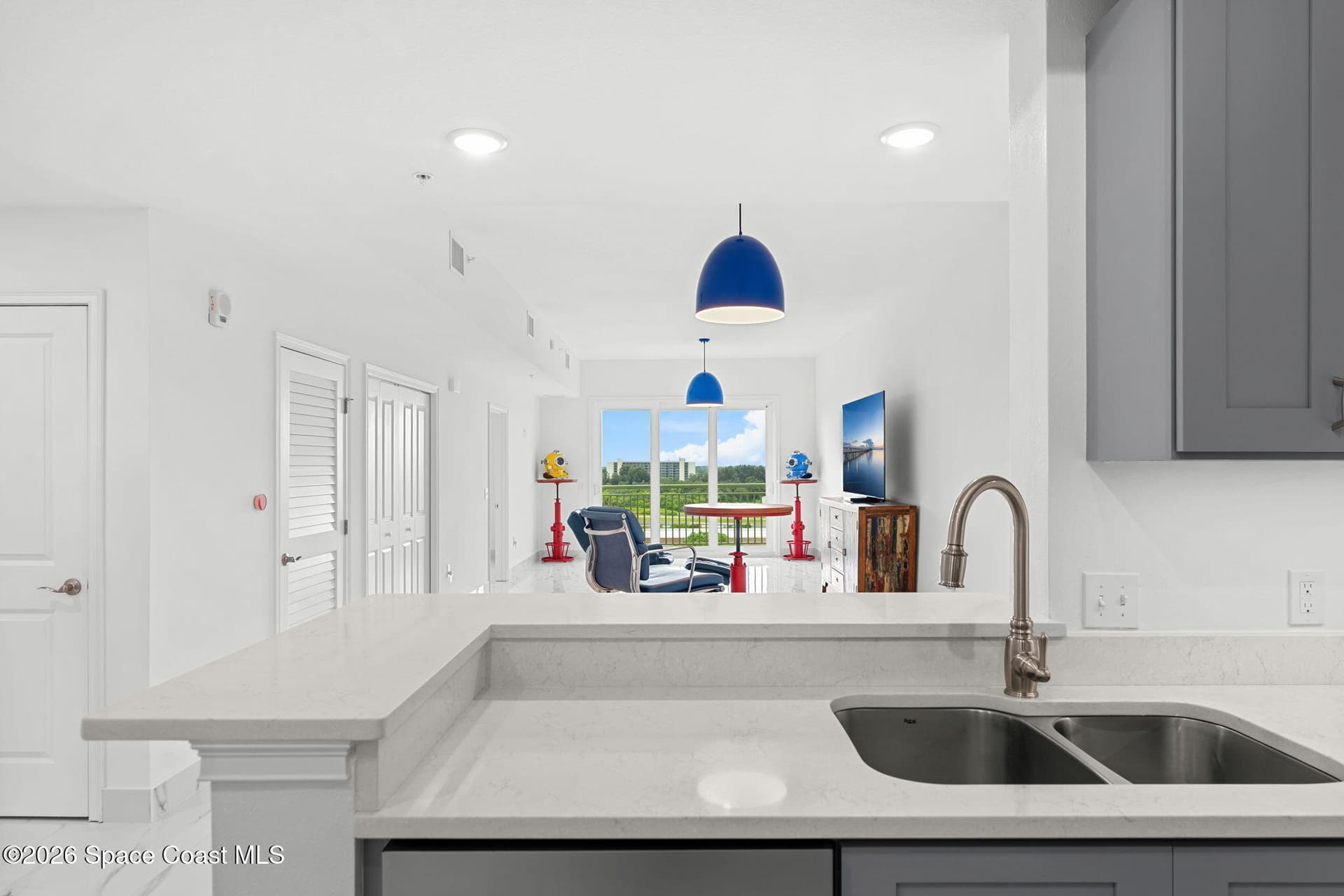 735 Pilot Lane 1012 photo 12
