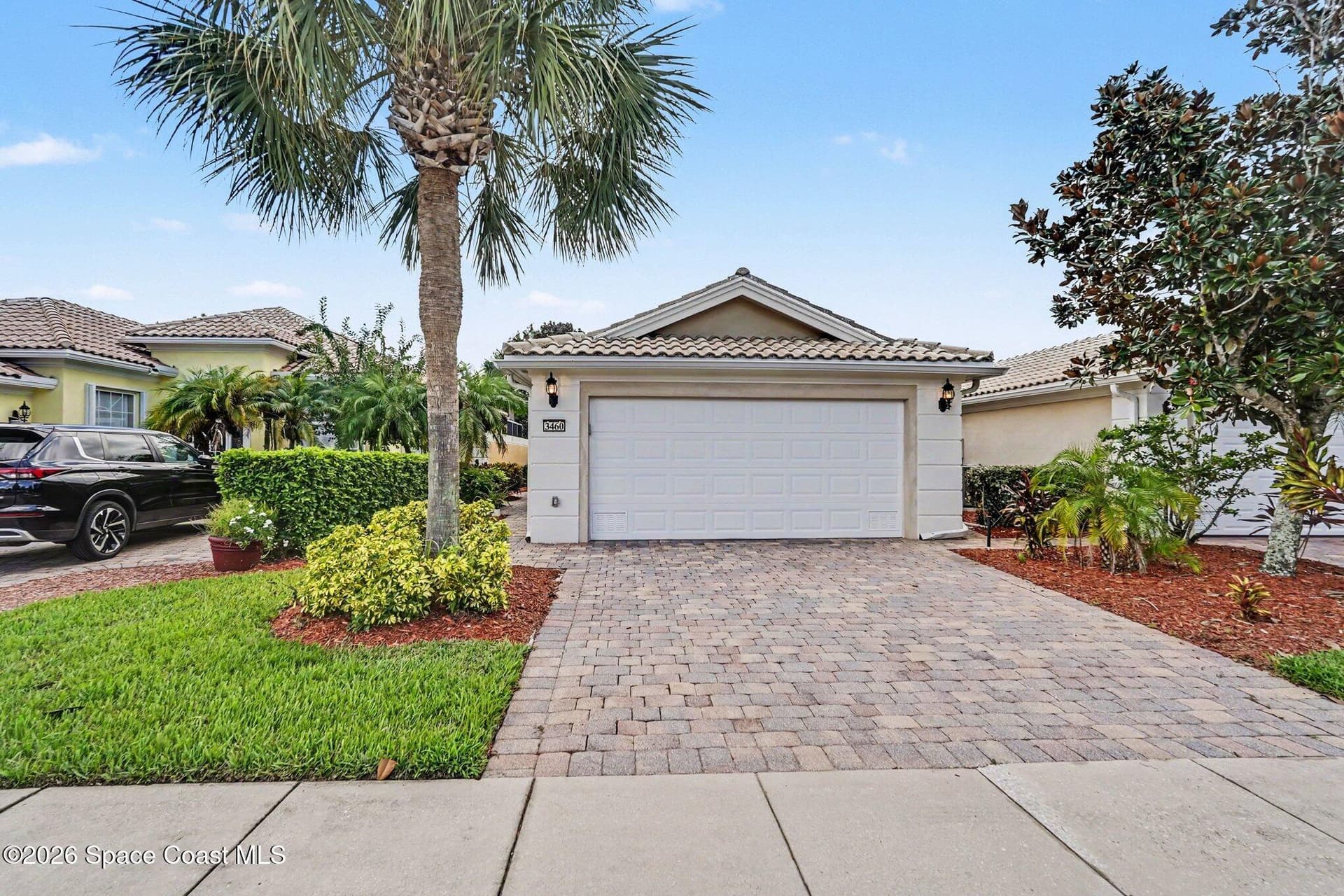 3460 Leclaire Lane SE photo 2