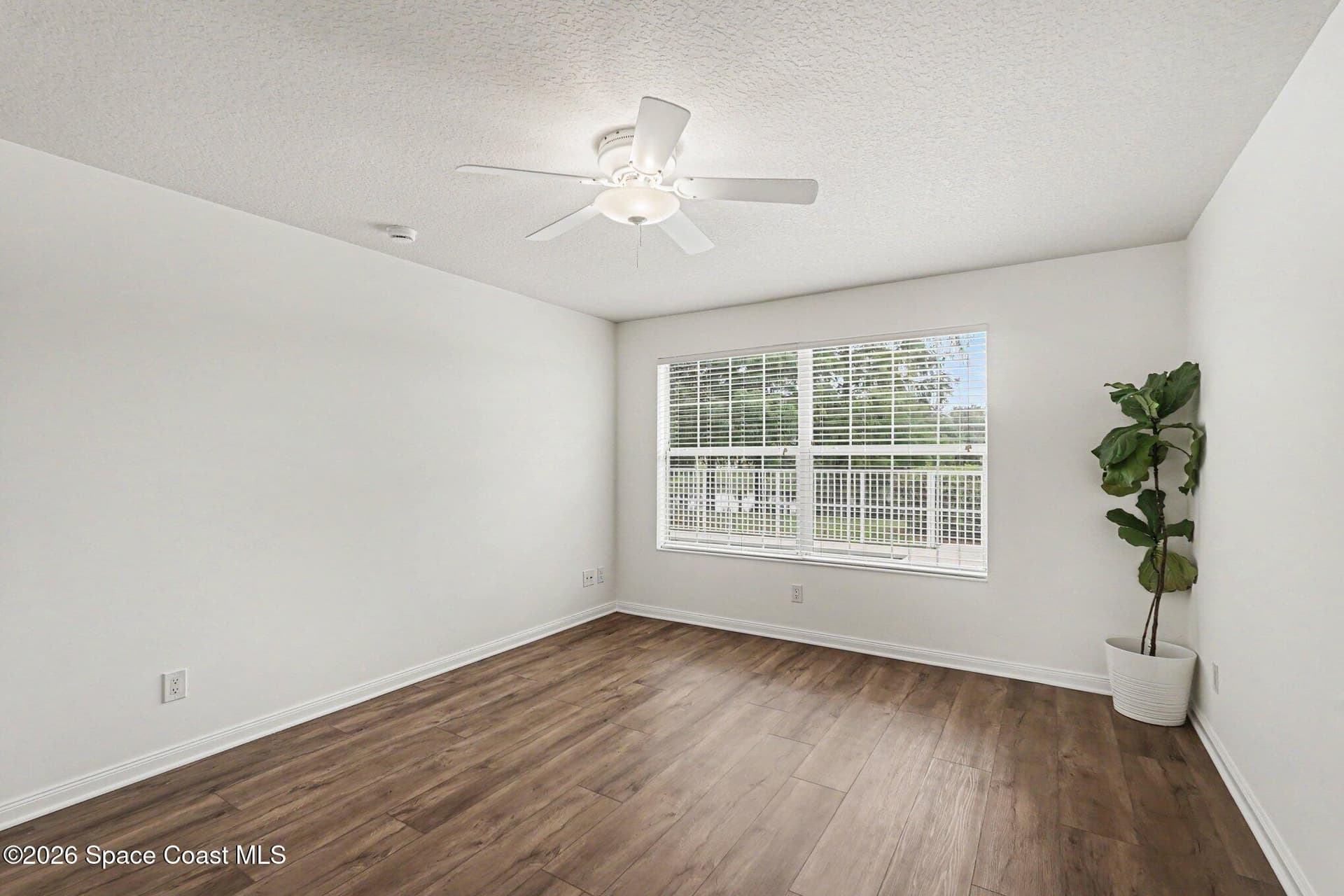 3460 Leclaire Lane SE photo 18