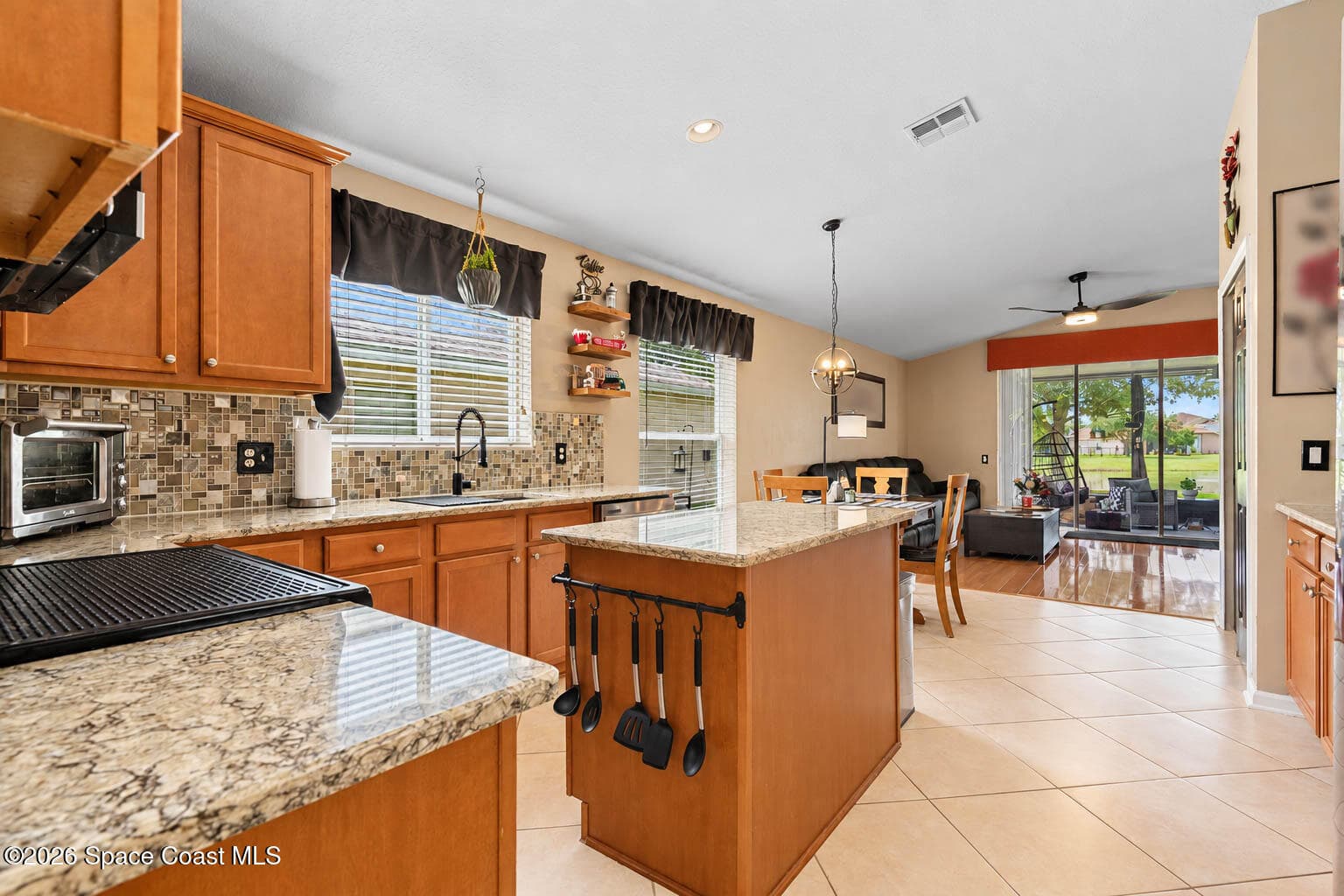 1615 Dittmer Circle SE photo 19