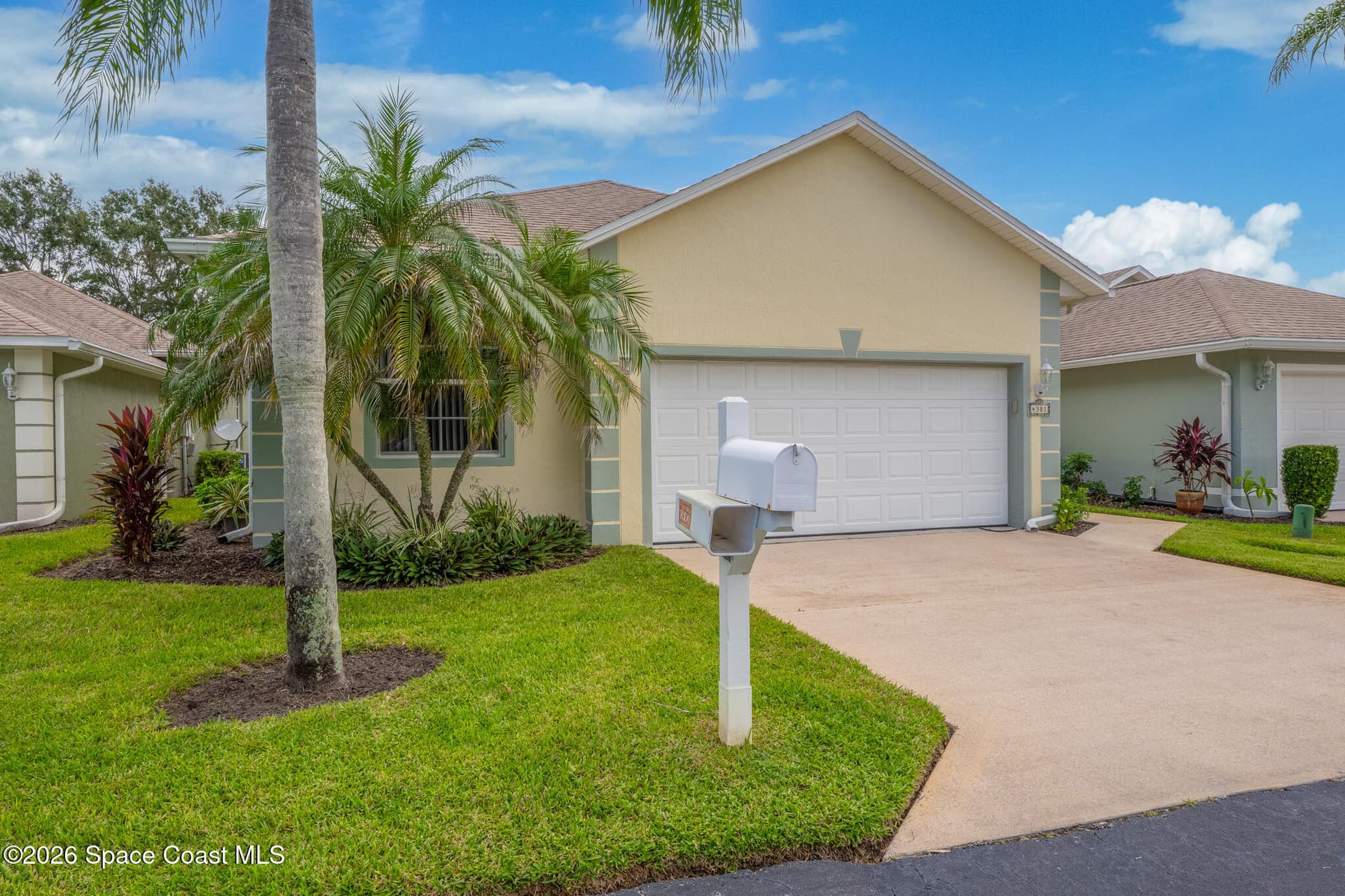 4381 Timothy Drive photo 1