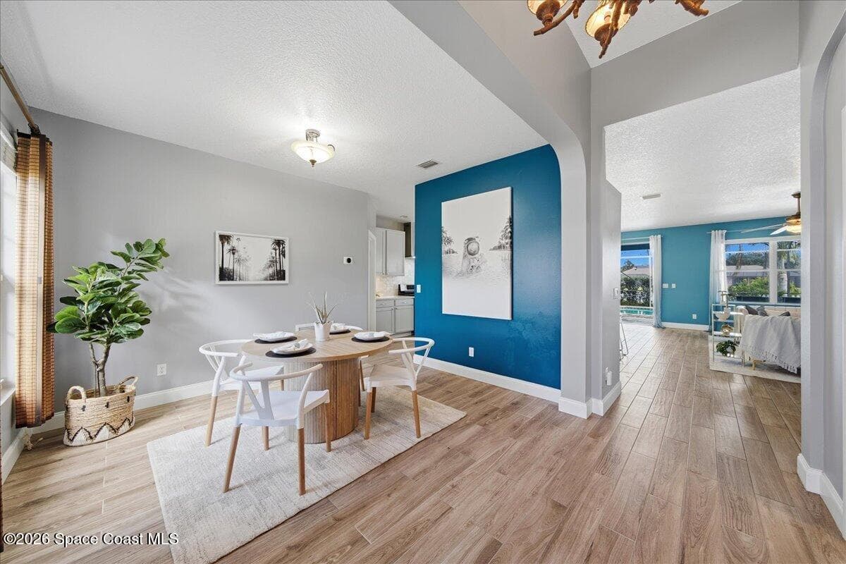 4185 Fenrose Circle photo 7