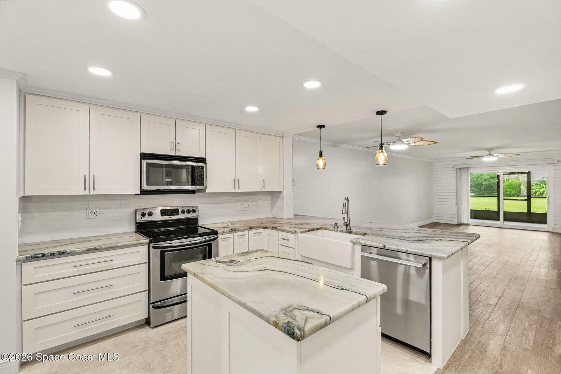 3165 N Atlantic Avenue B106 photo 4
