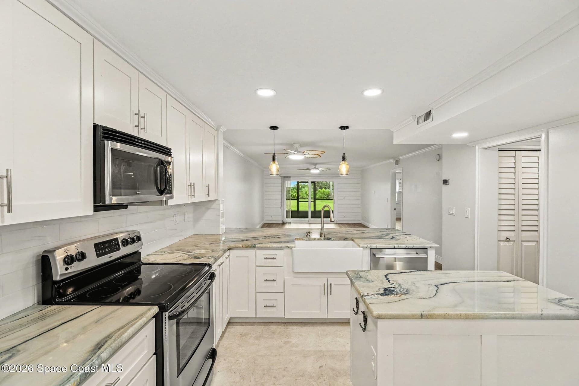 3165 N Atlantic Avenue B106 photo 8