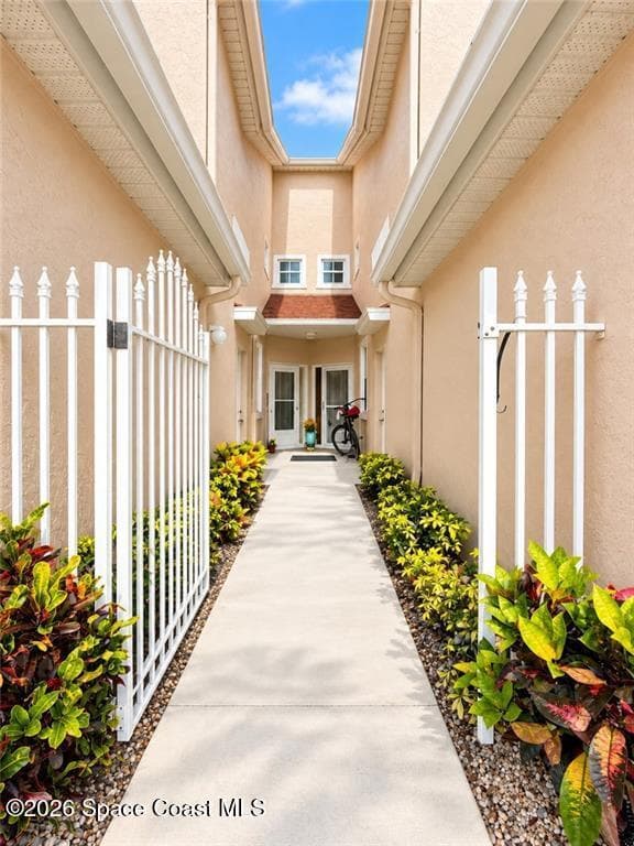 200 Grand Royale Circle 104 photo 4