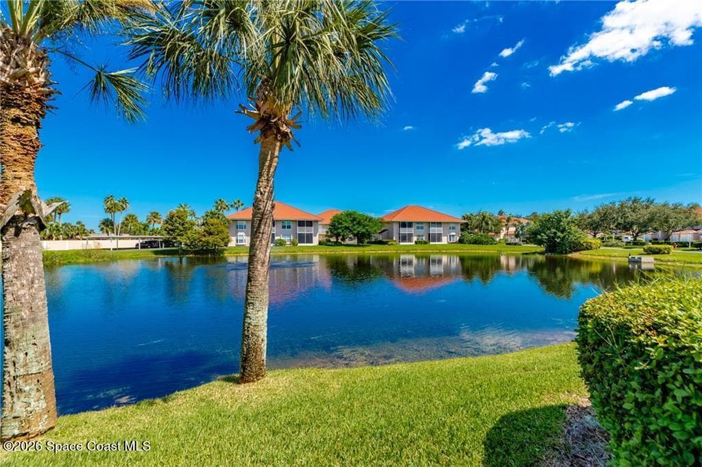 200 Grand Royale Circle 104 photo 11