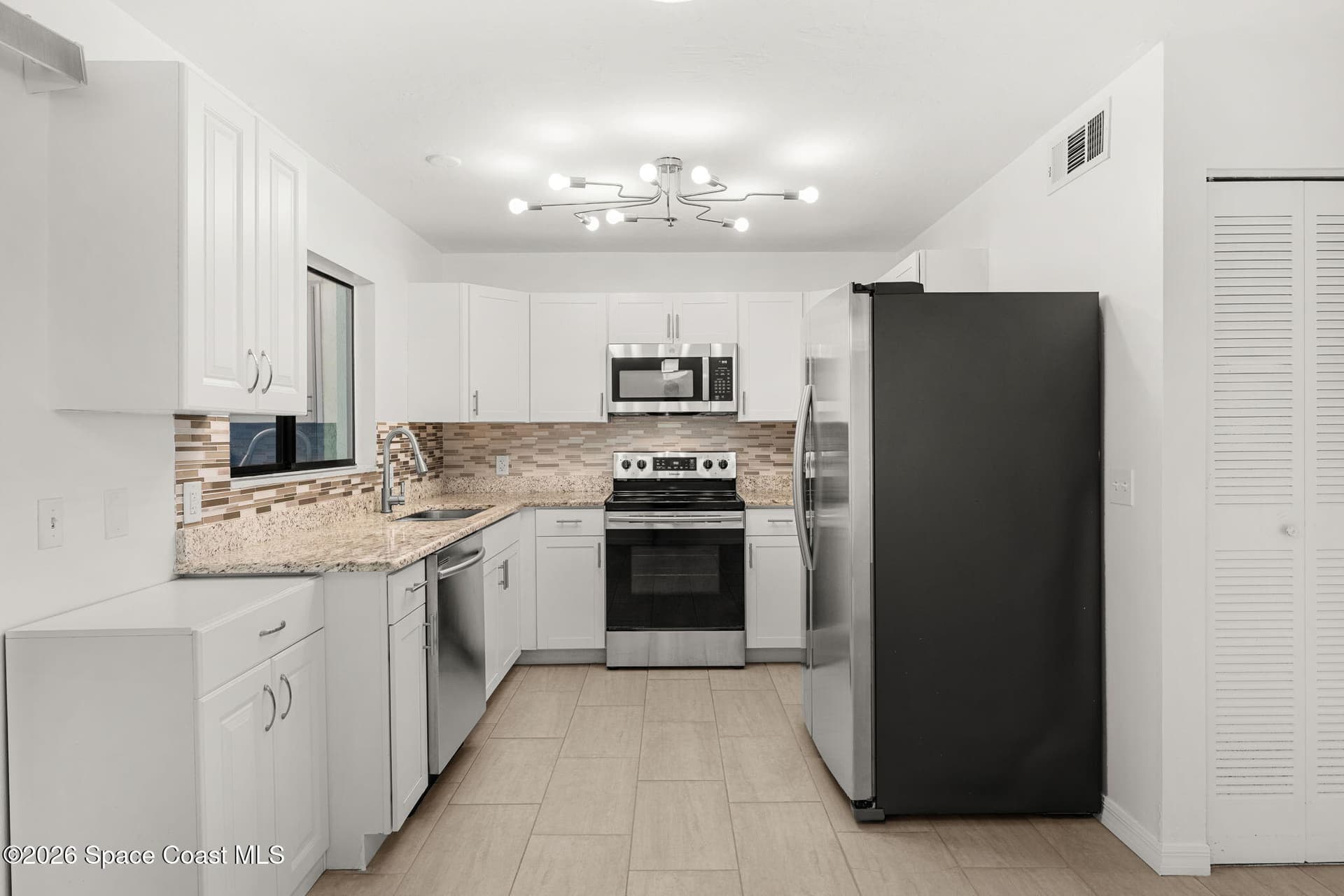 7808 Shadowood Drive 802 photo 6
