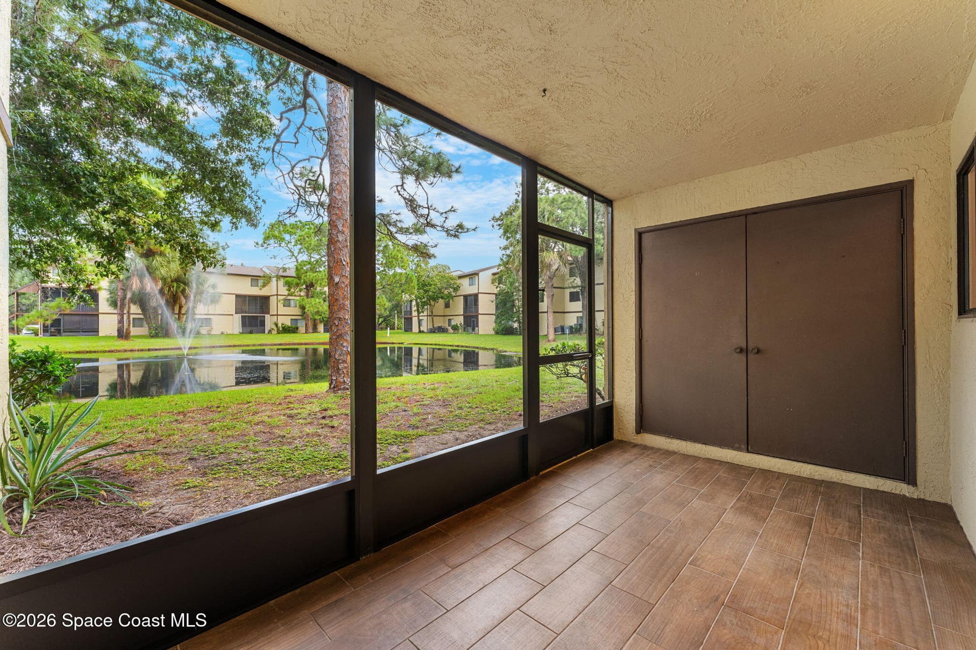 7808 Shadowood Drive 802 photo 2