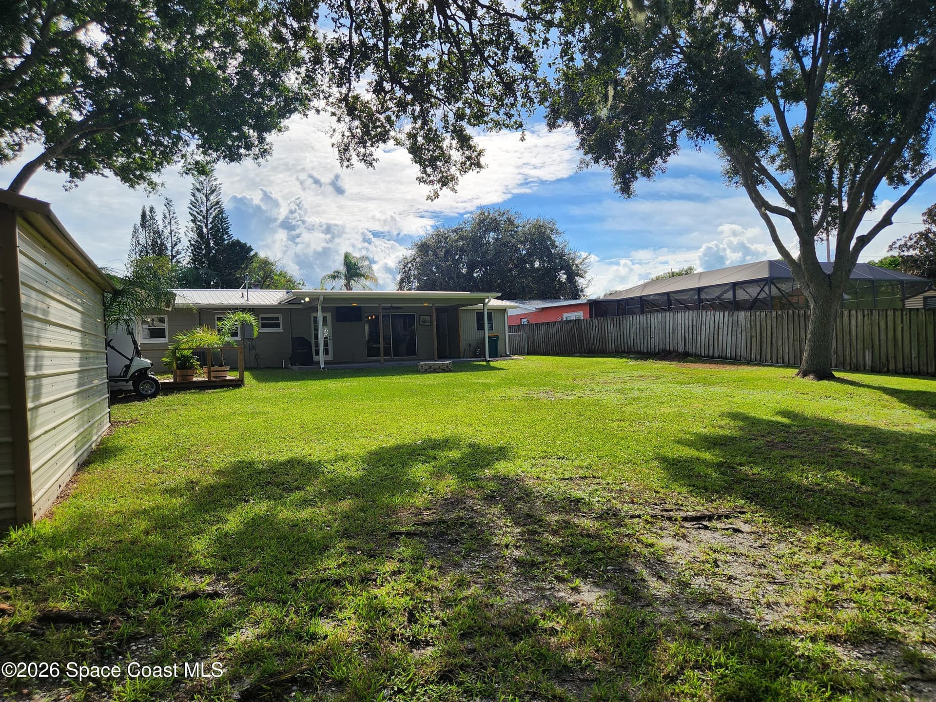 2250 Floridiane Drive photo 6