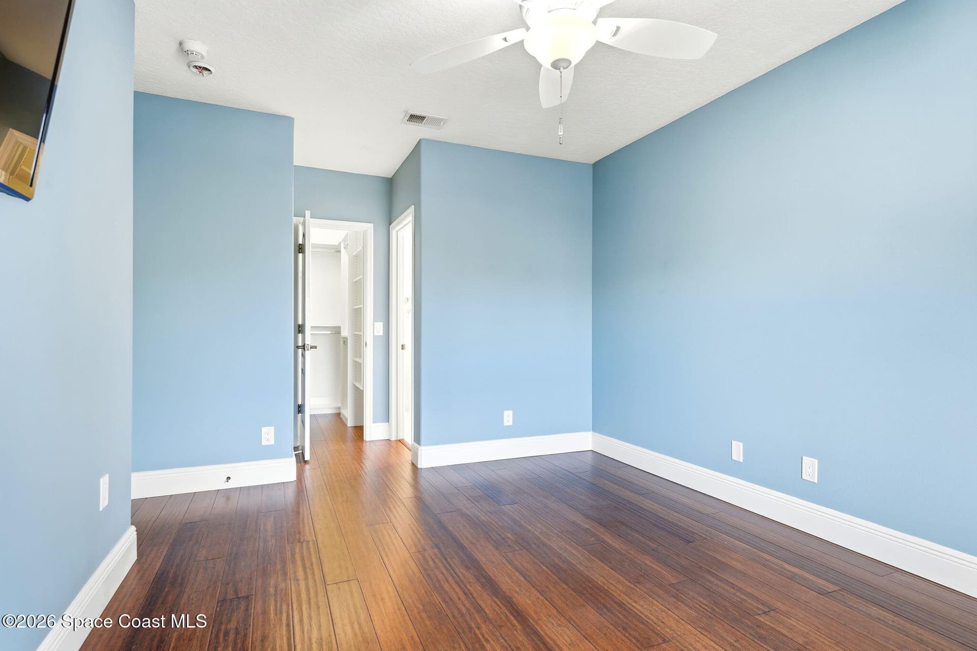 241 Waterside Drive photo 25
