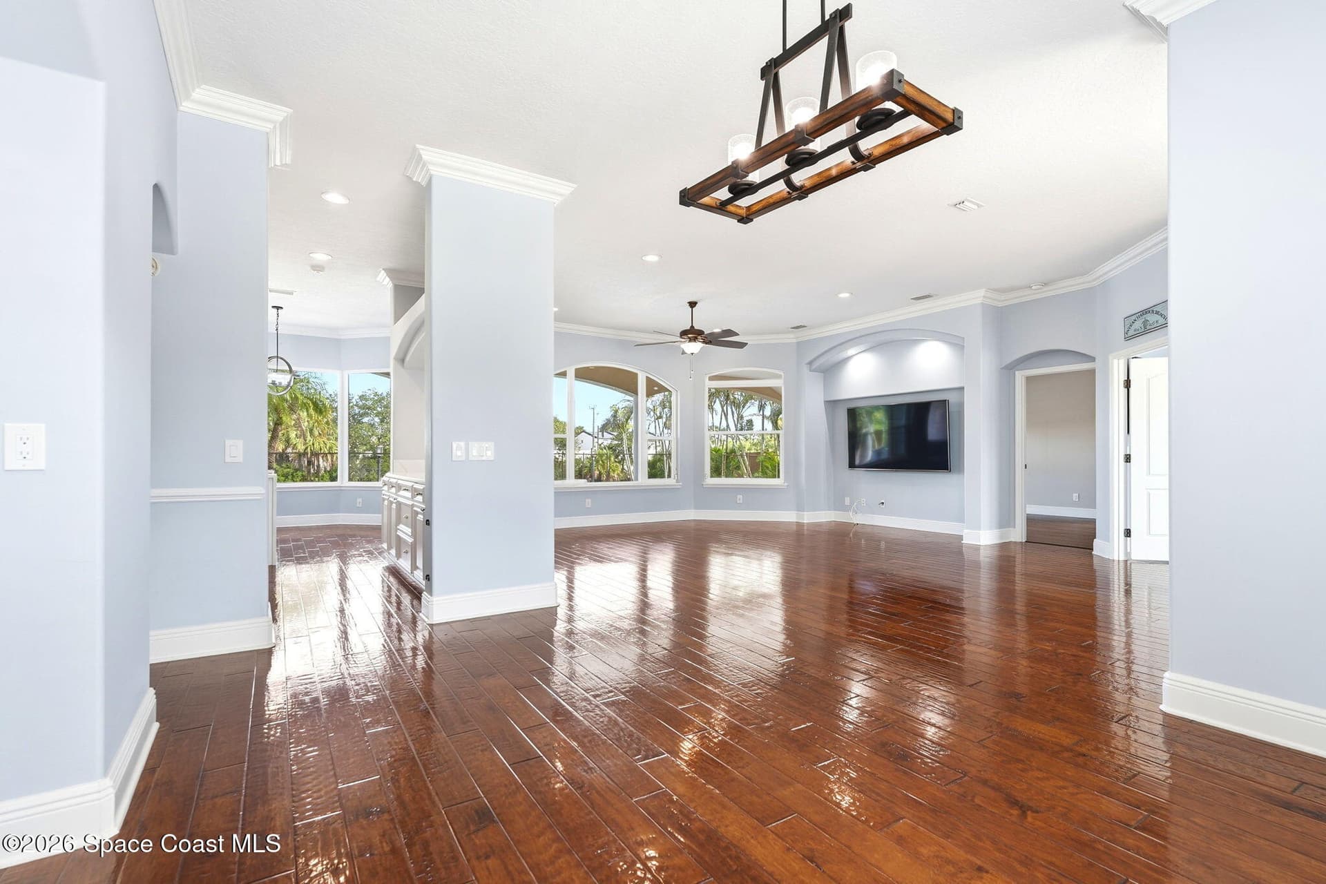241 Waterside Drive photo 18