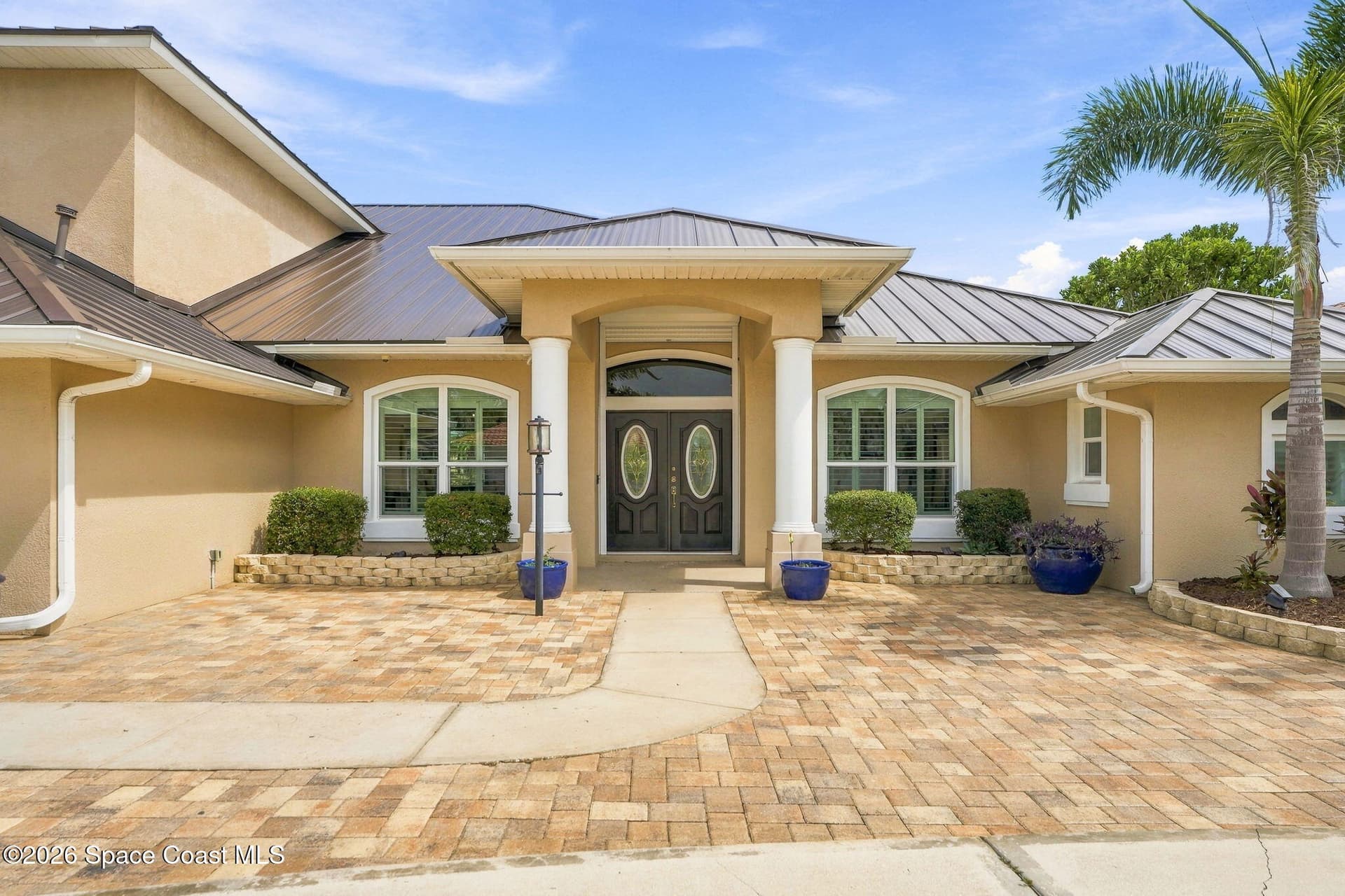241 Waterside Drive photo 6