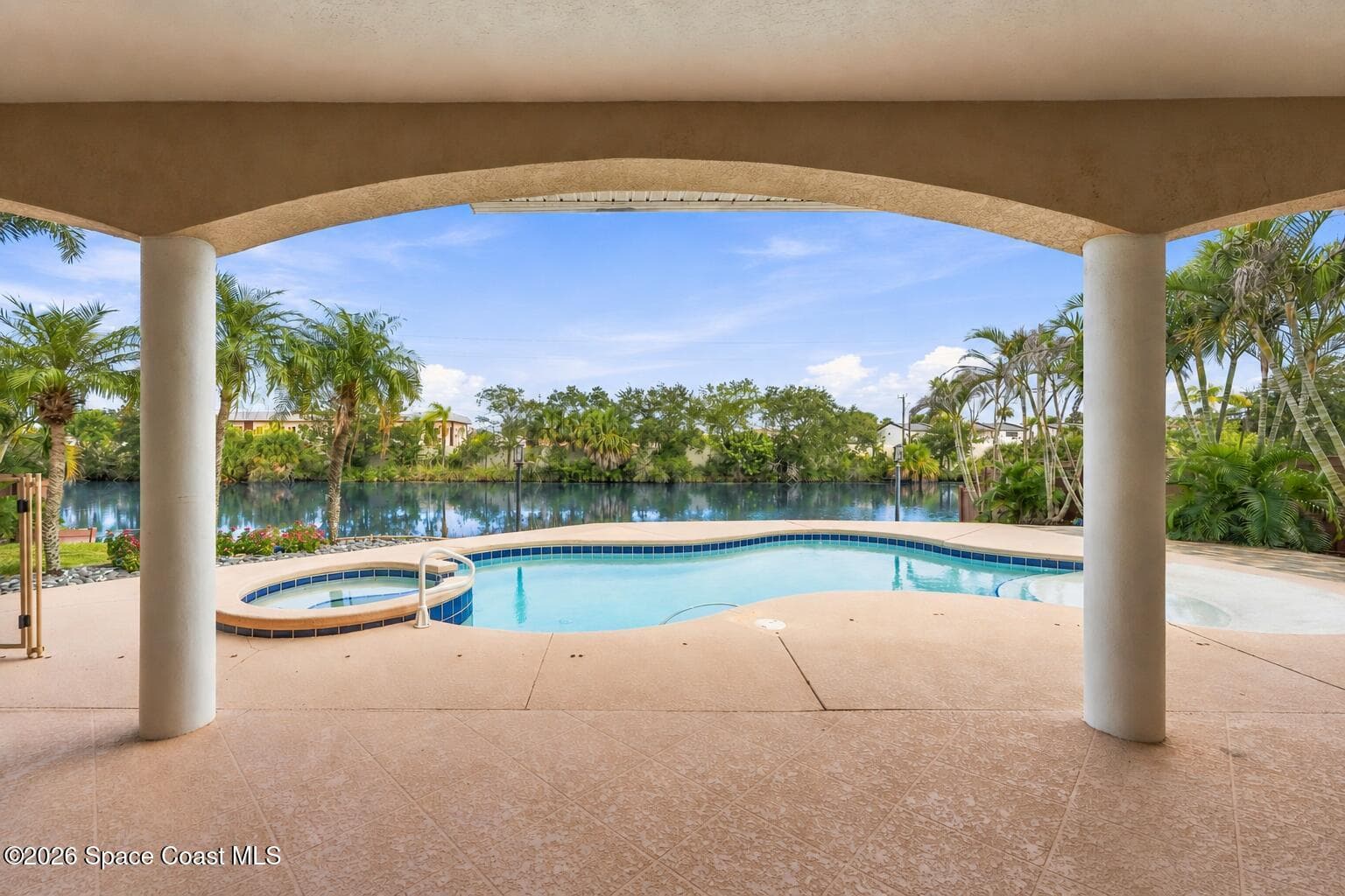 241 Waterside Drive photo 7